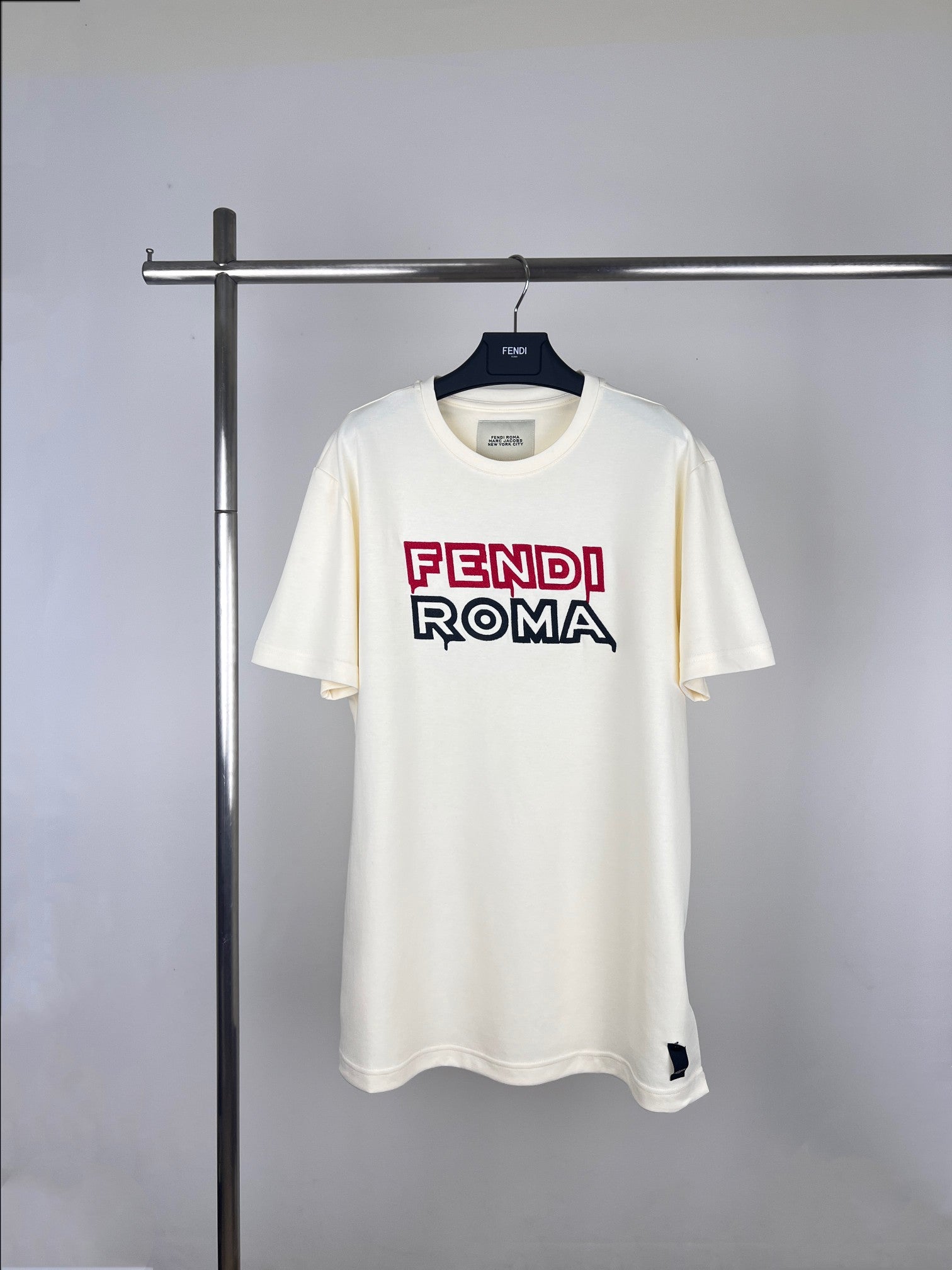 Fendi T-shirt NO.1