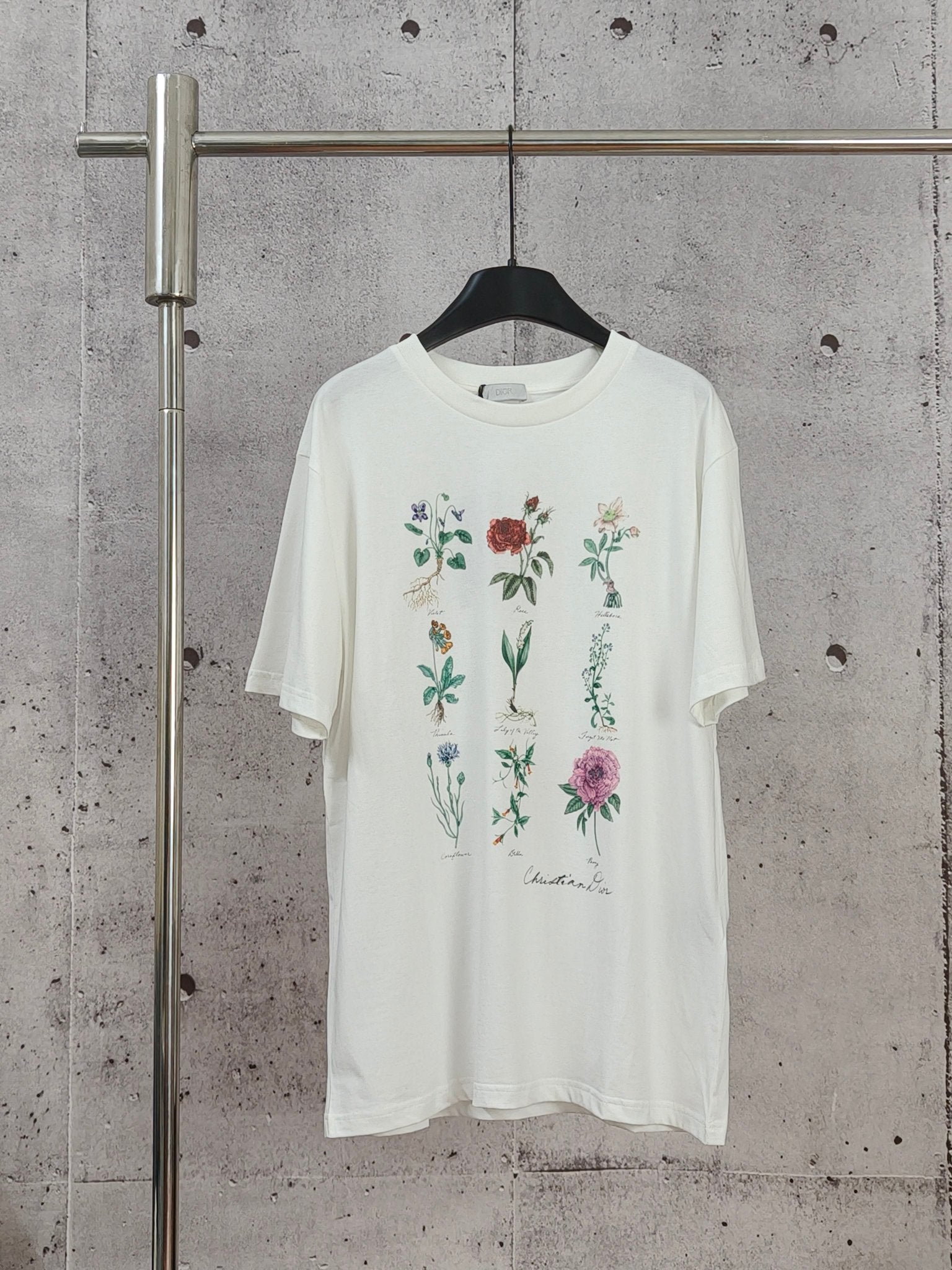 Dior T-shirt NO.1