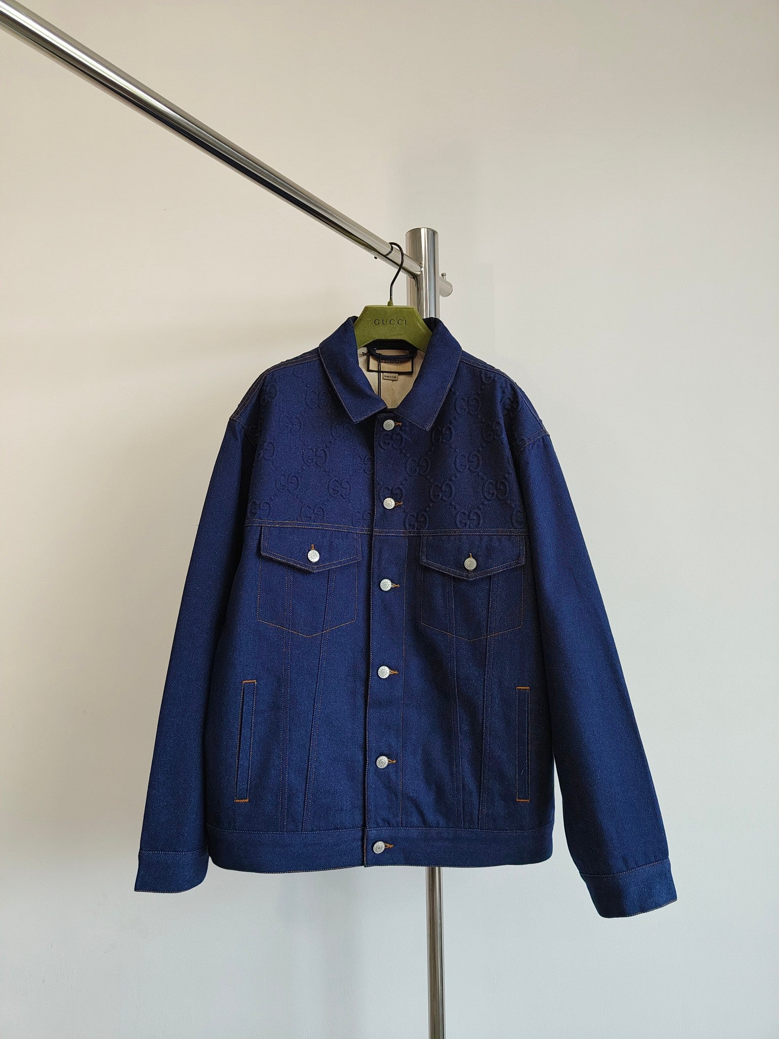 Gucci Coats & Jackets NO.2