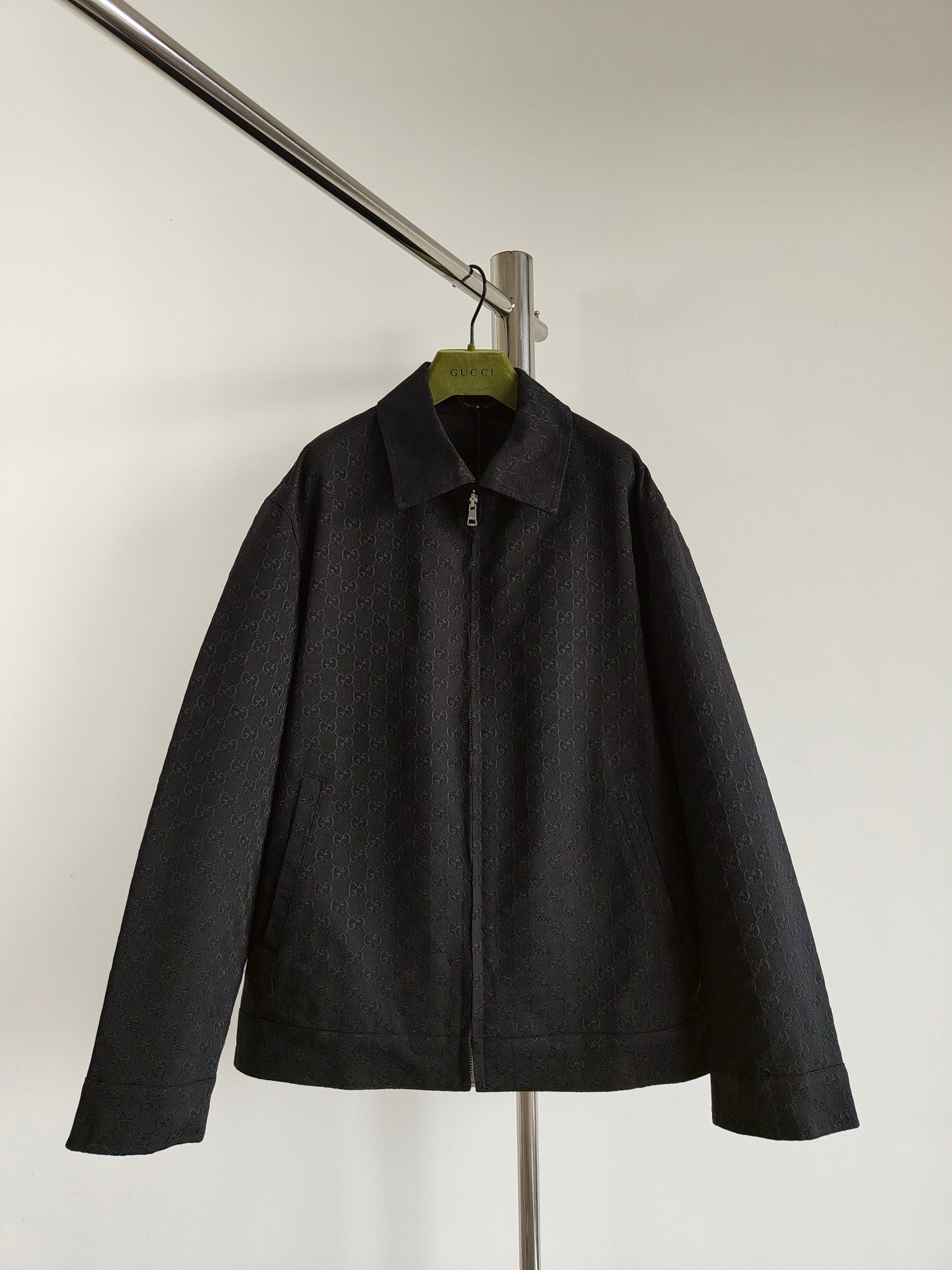 Gucci Coats & Jackets NO.2