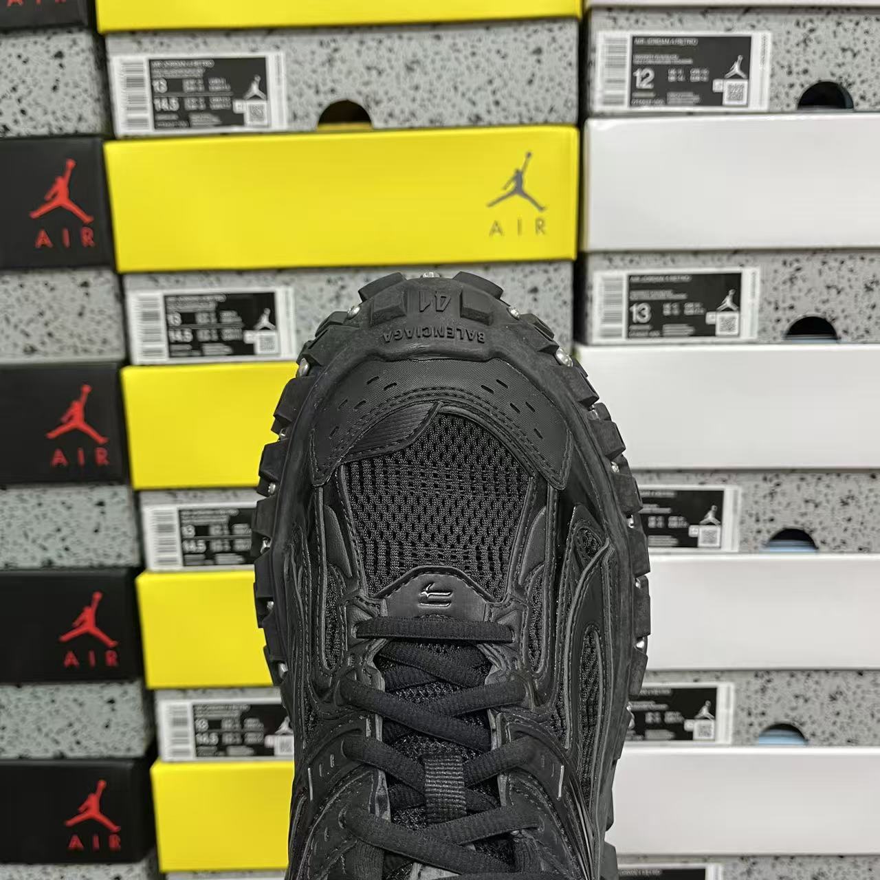 XA Batch-Balenciaga Defender Rubber Platform