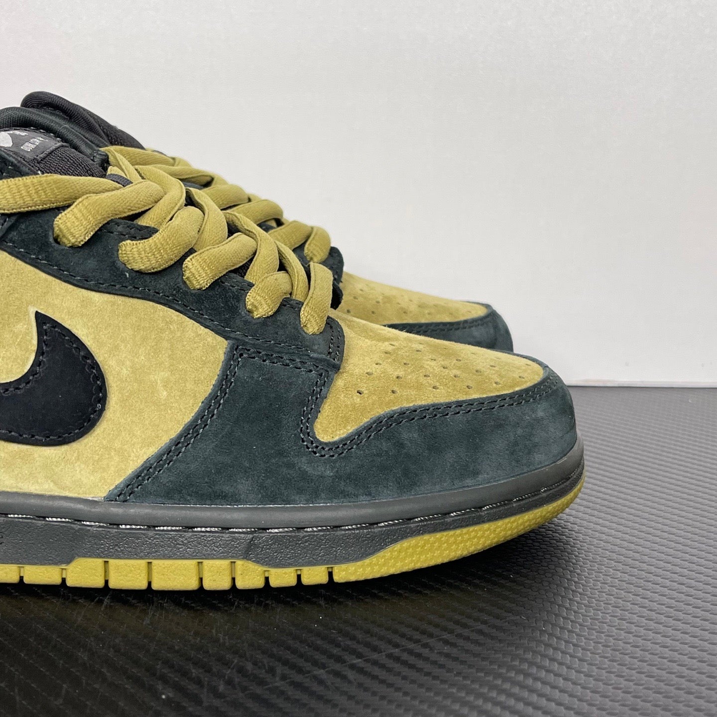 M Batch-Nike Dunk SB × Supreme