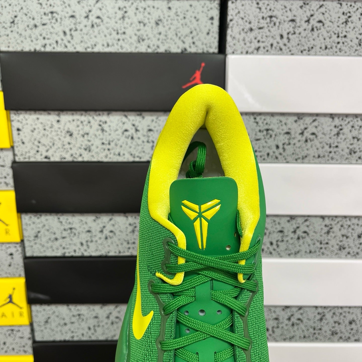 GX Batch-Kobe 8“OREGON DUCKS”