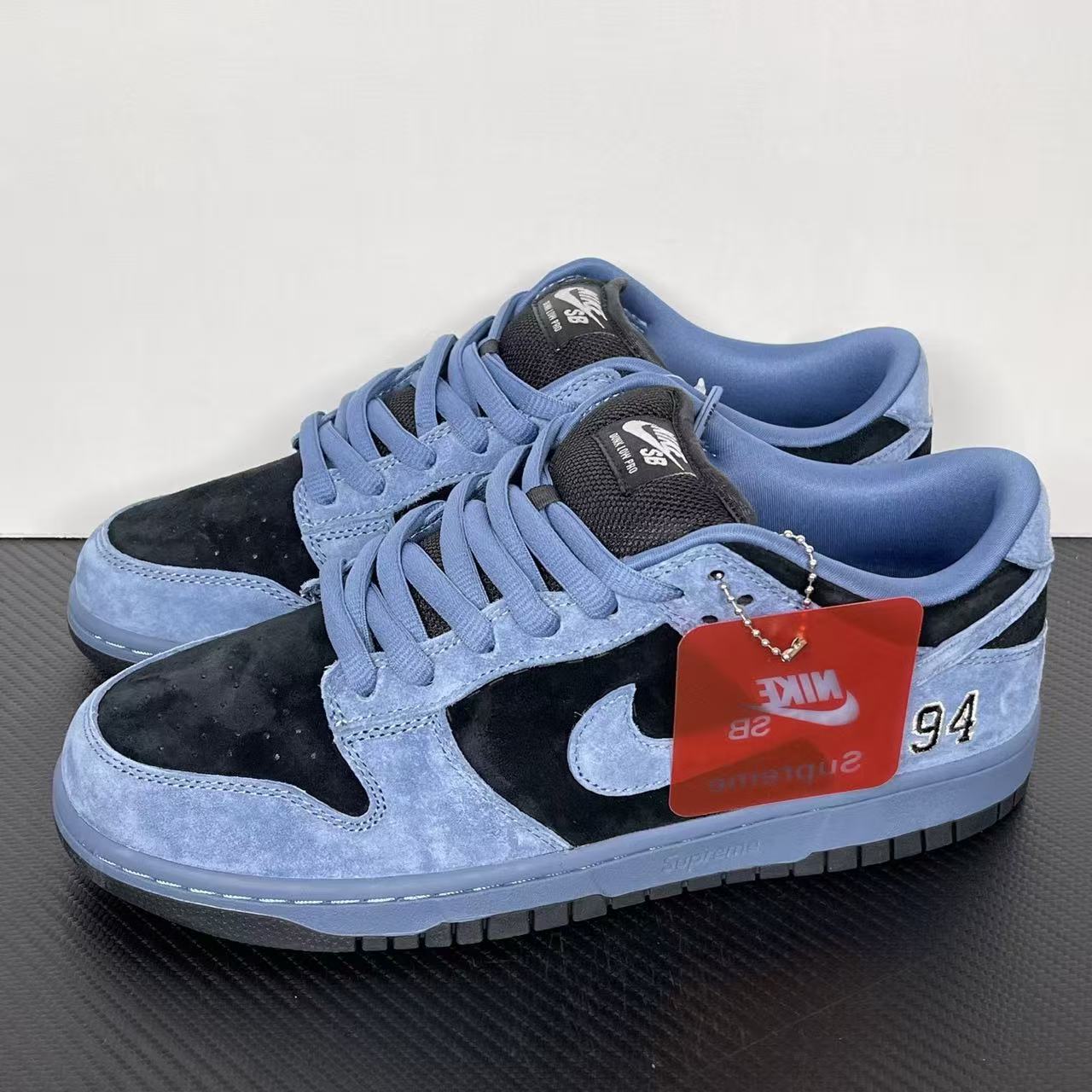 M Batch-Nike Dunk SB × Supreme