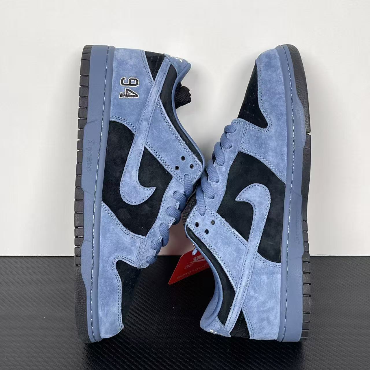 M Batch-Nike Dunk SB × Supreme