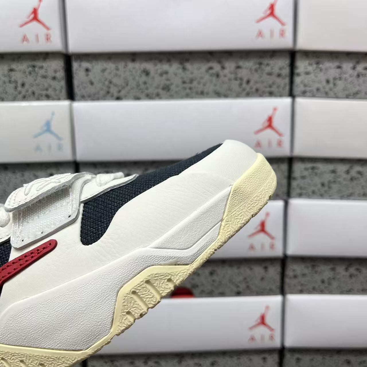 PK Batch-Travis Scott × Jordan Jumpman Jack “University Red”