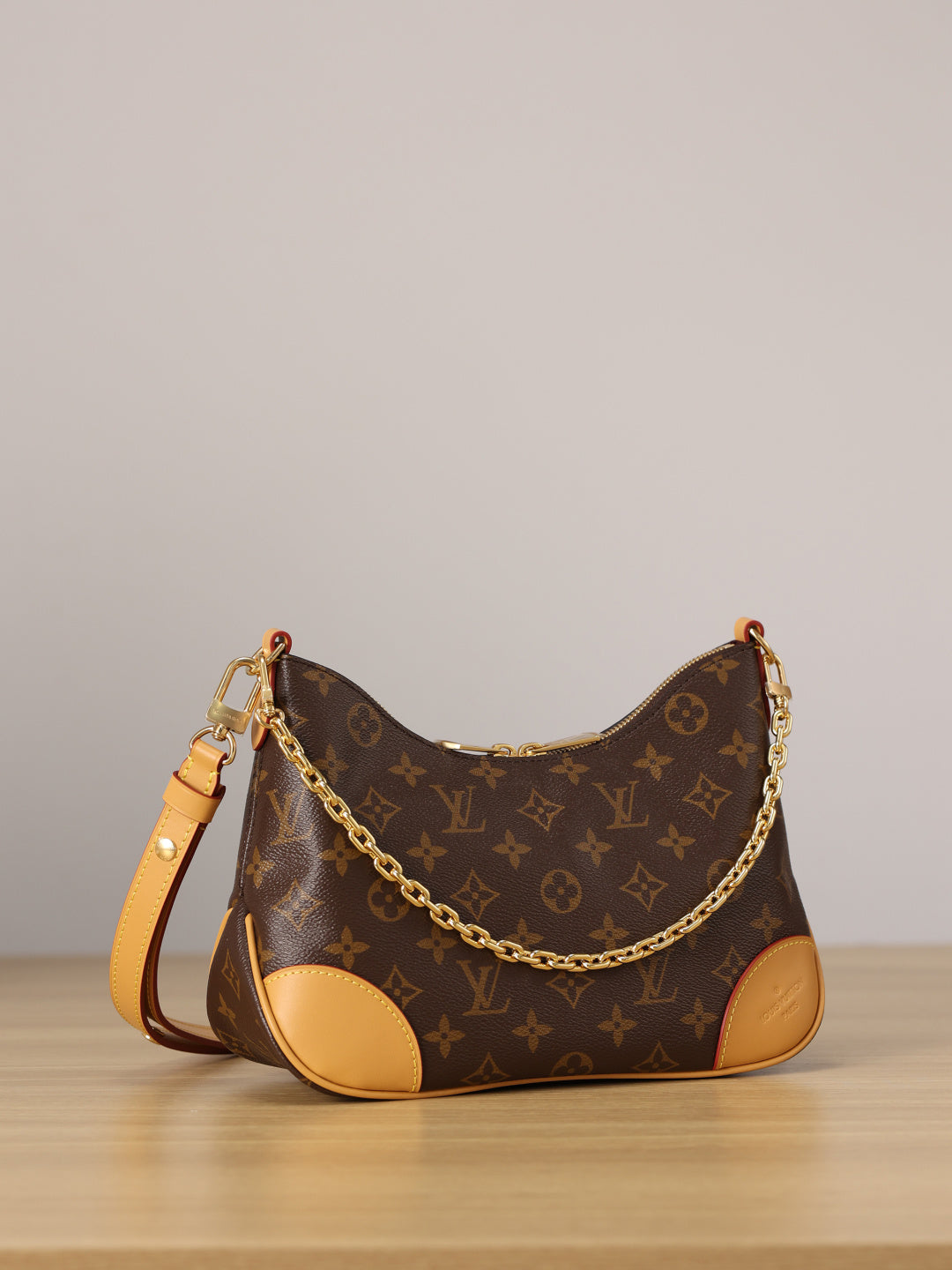 LV Yellow horns Shoulder bag