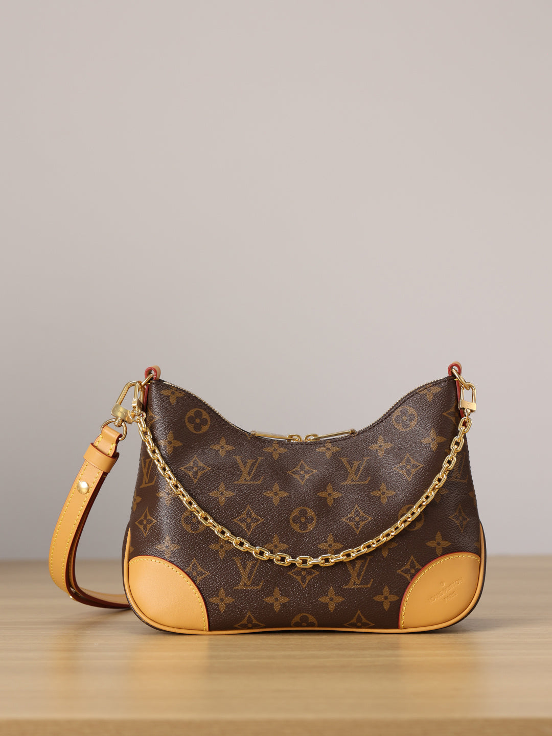 LV Yellow horns Shoulder bag