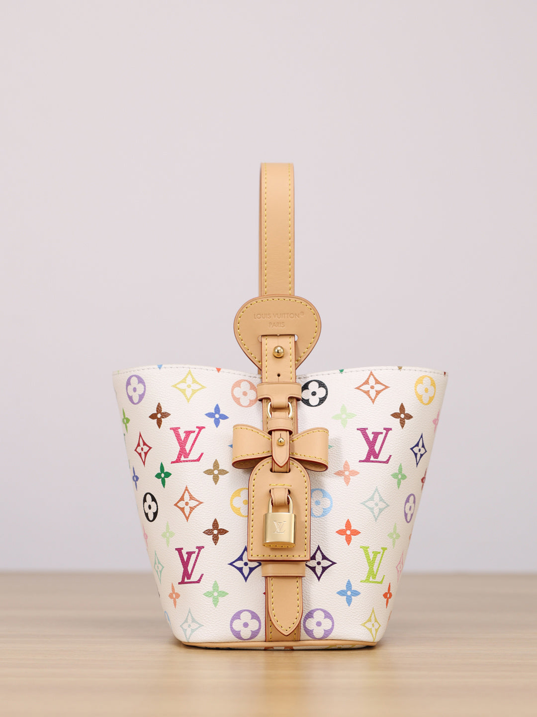 LV x Takashi Murakami Bucket bag