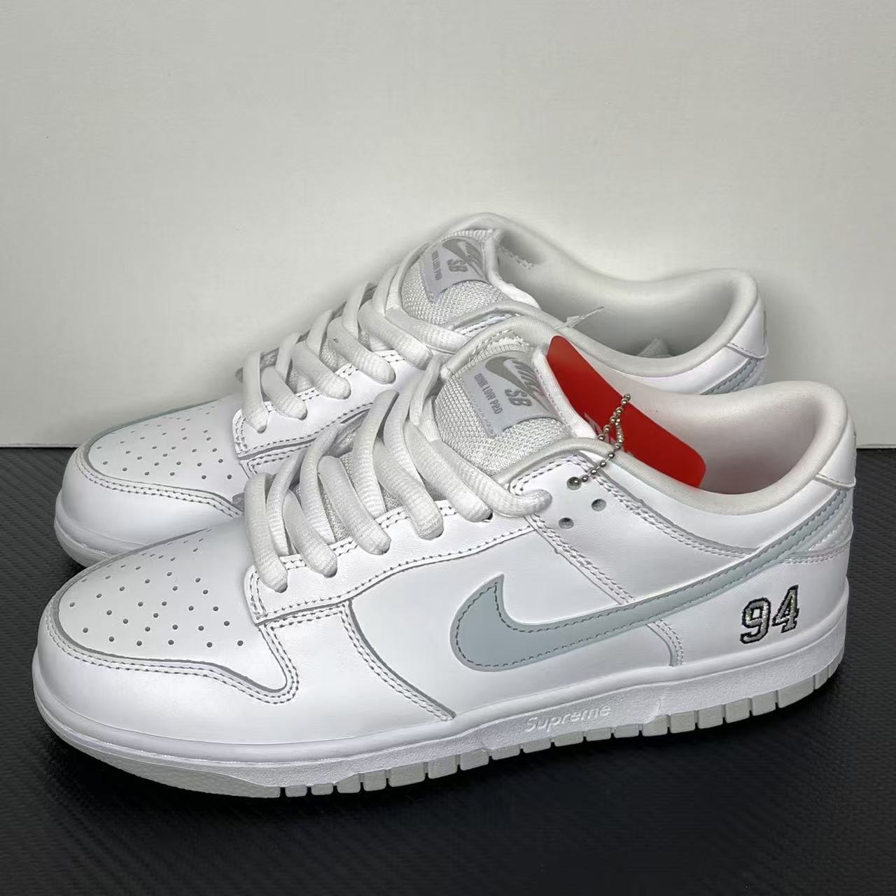 M Batch-Nike Dunk SB × Supreme