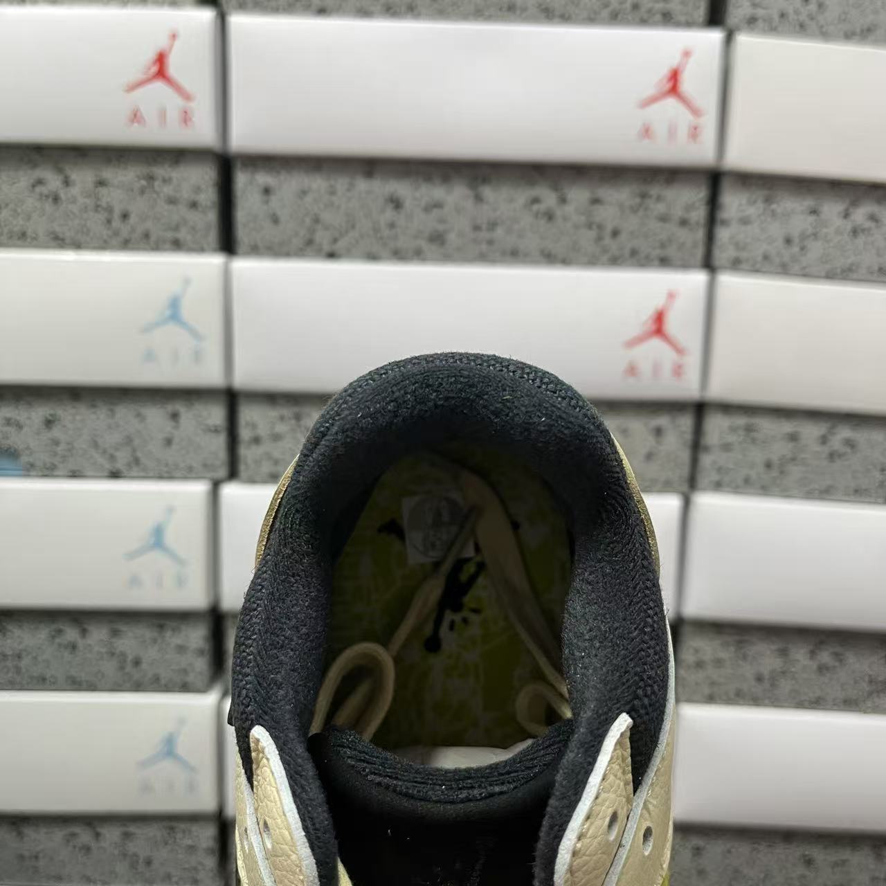 PK Batch-Travis Scott × Jordan Jumpman Jack “Bright Cactus”
