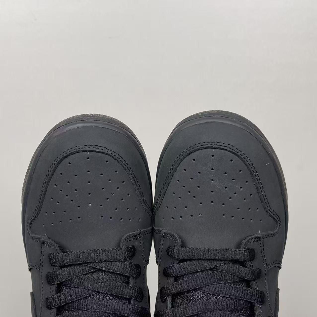 M Batch-Nike Dunk SB × Supreme