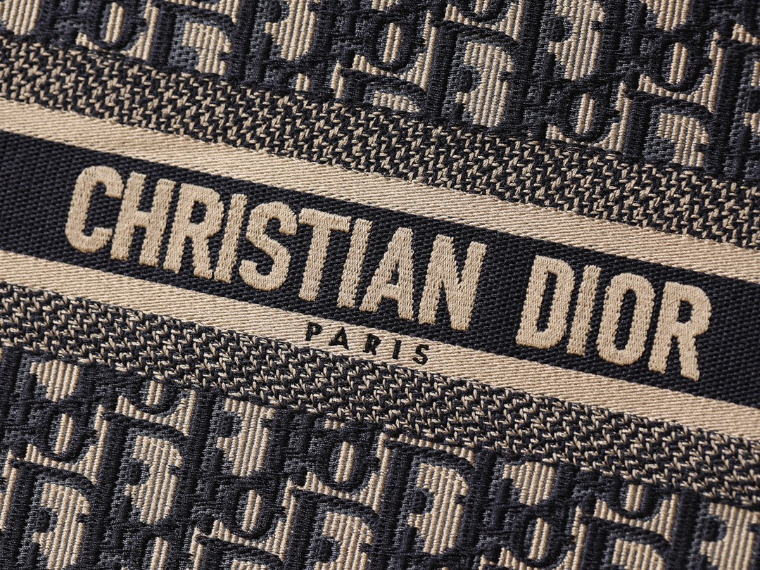 Dior BookTote Tote bag（Small Size）