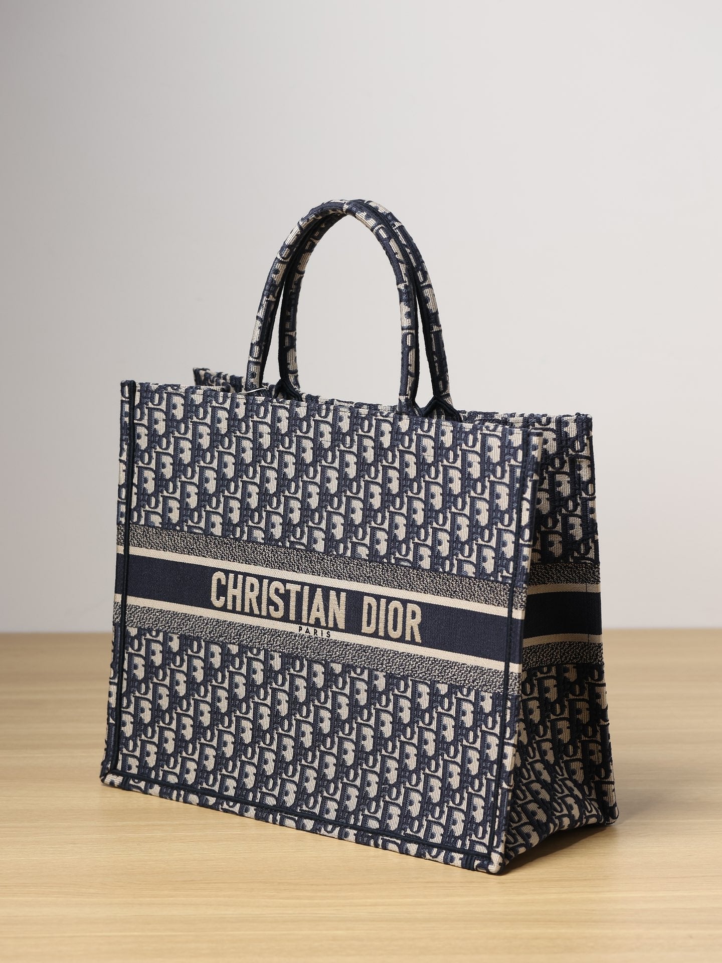 Dior BookTote Tote bag（ Large Size）