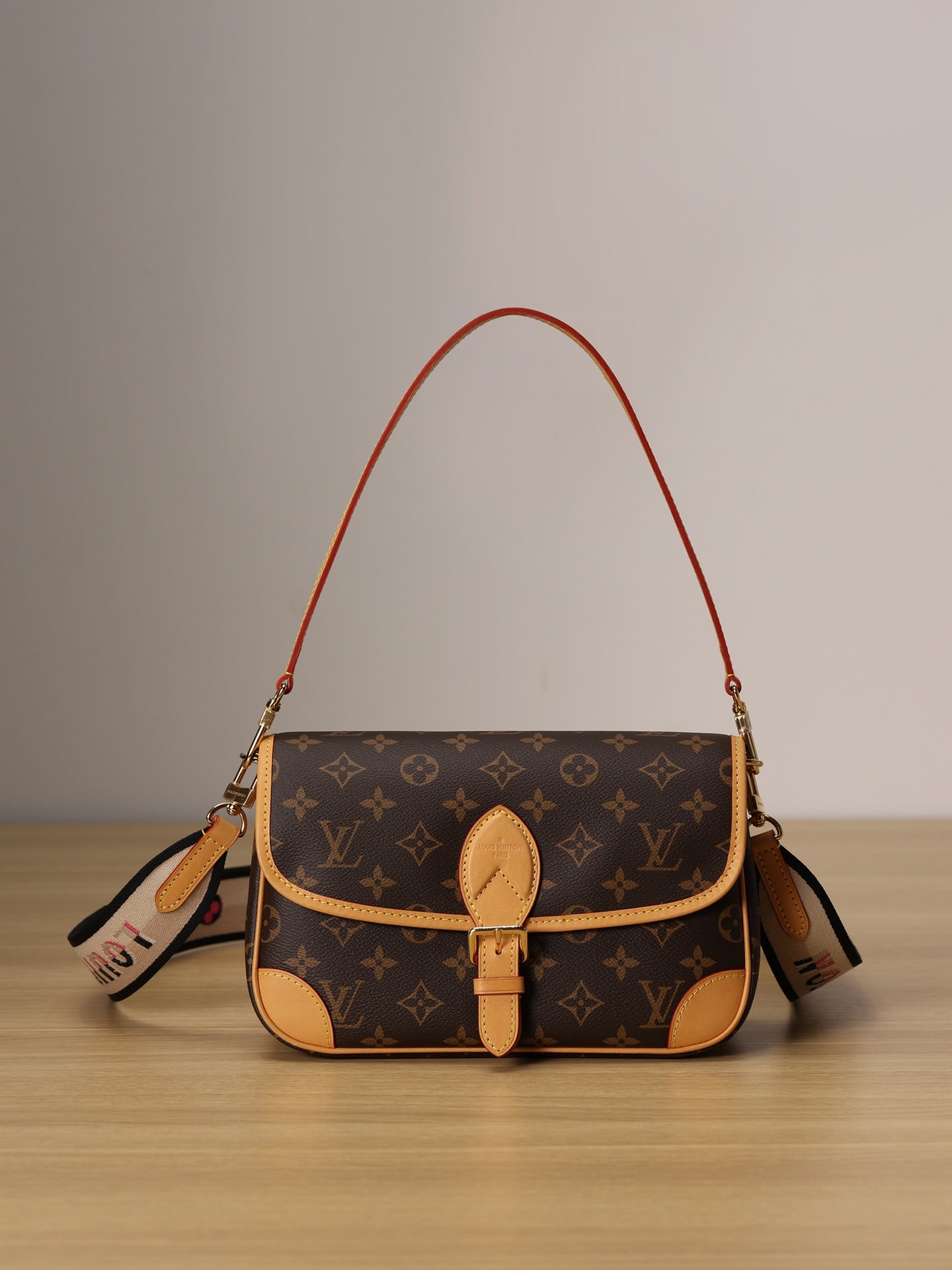 LV Diane PM Shoulder bag