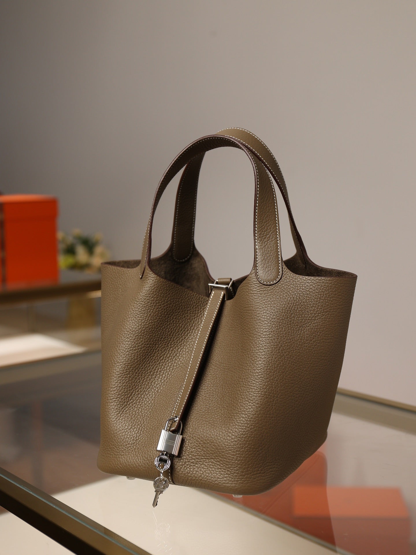 Hermès Picotin Lock 22 Handbag