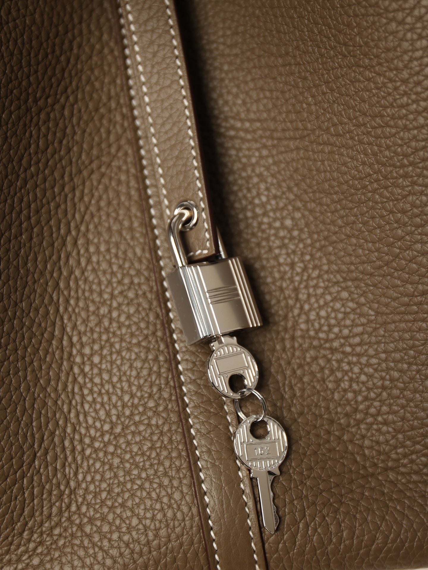 Hermès Picotin Lock 22 Handbag