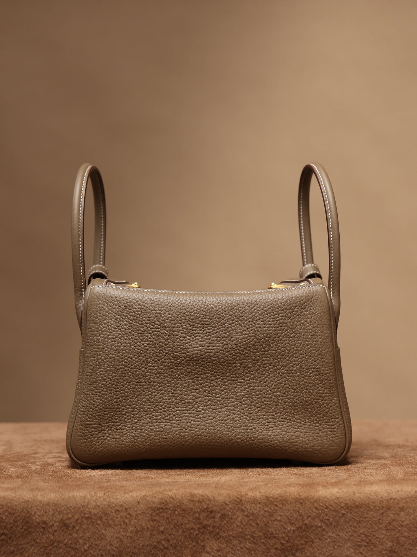 Hermès Lindy 26 Shoulder bag