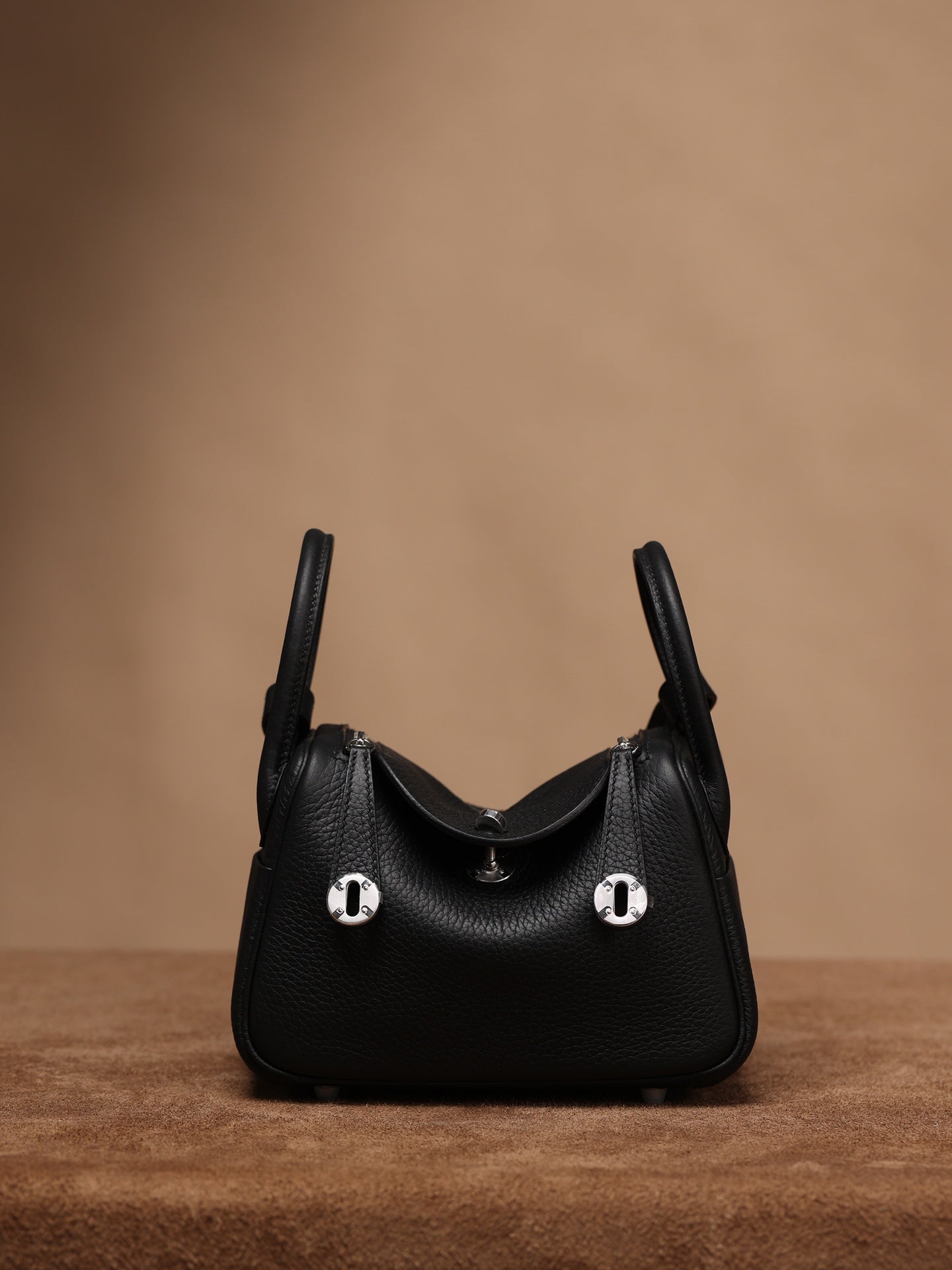 Hermès Lindy Mini 19 Shoulder bag