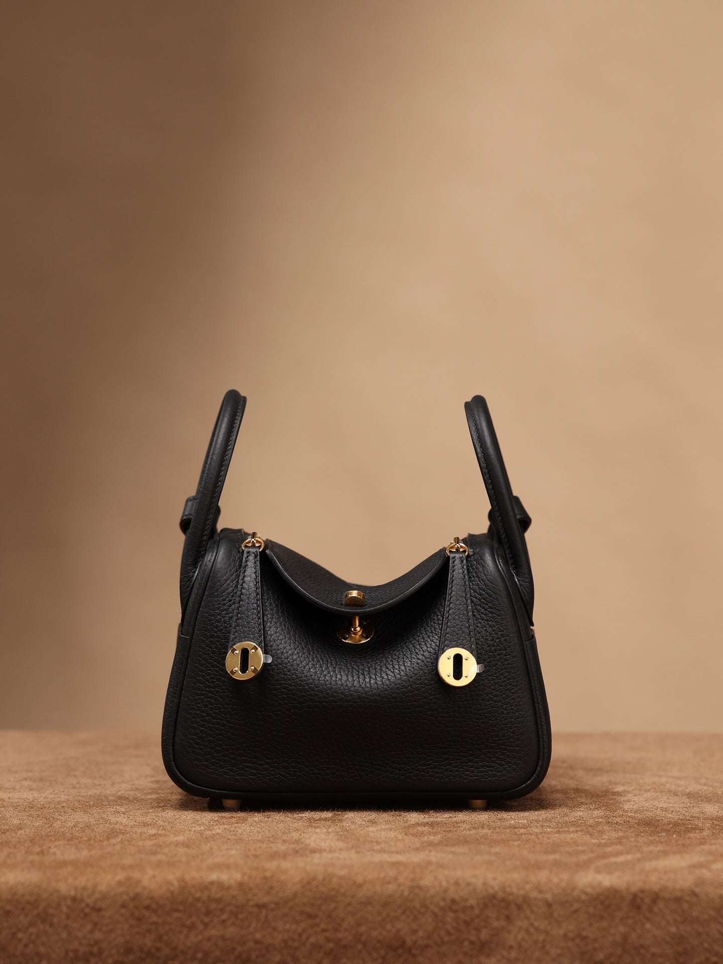 Hermès Lindy Mini 19 Shoulder bag