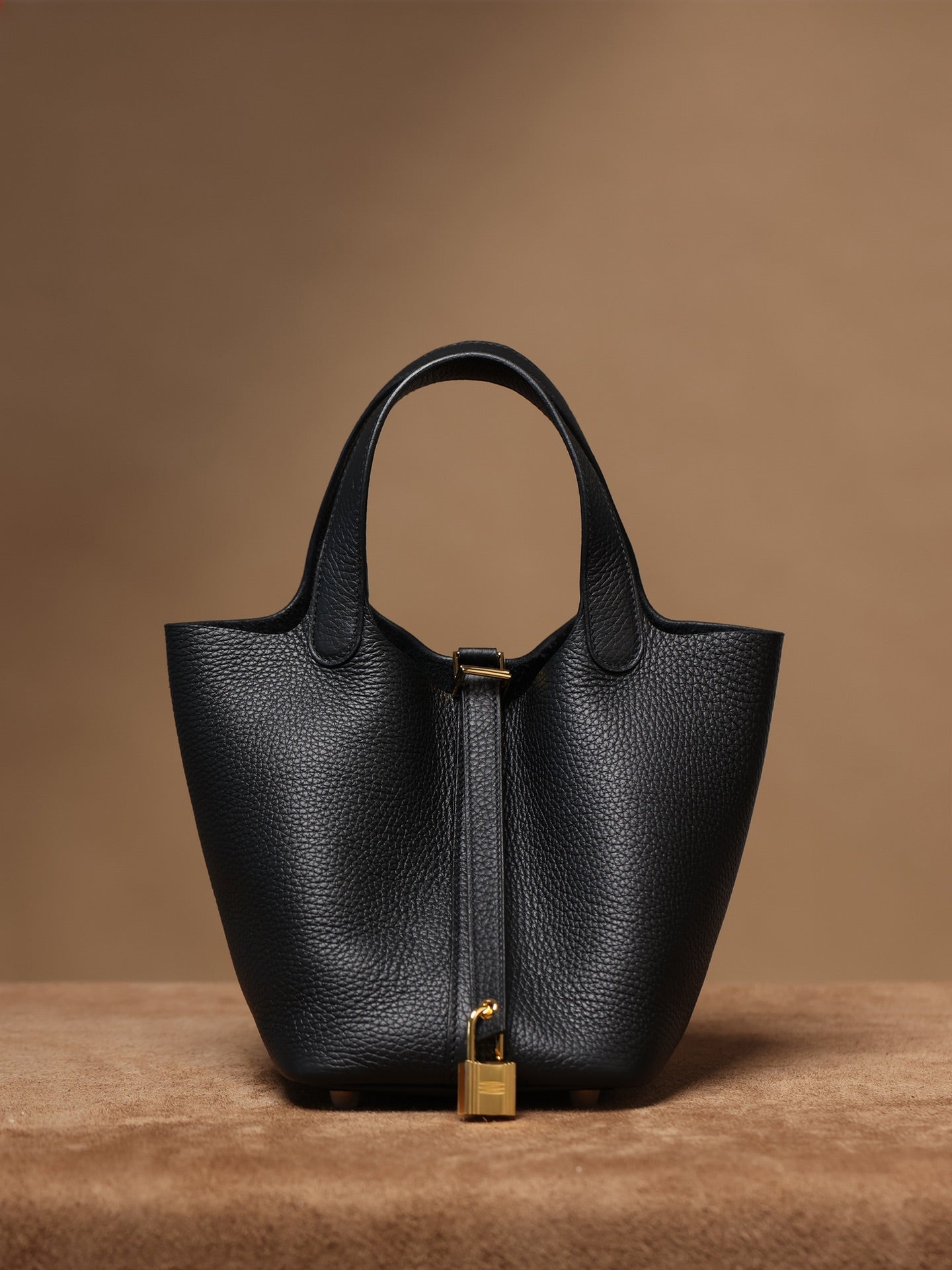 Hermès Picotin Lock 18 Handbag