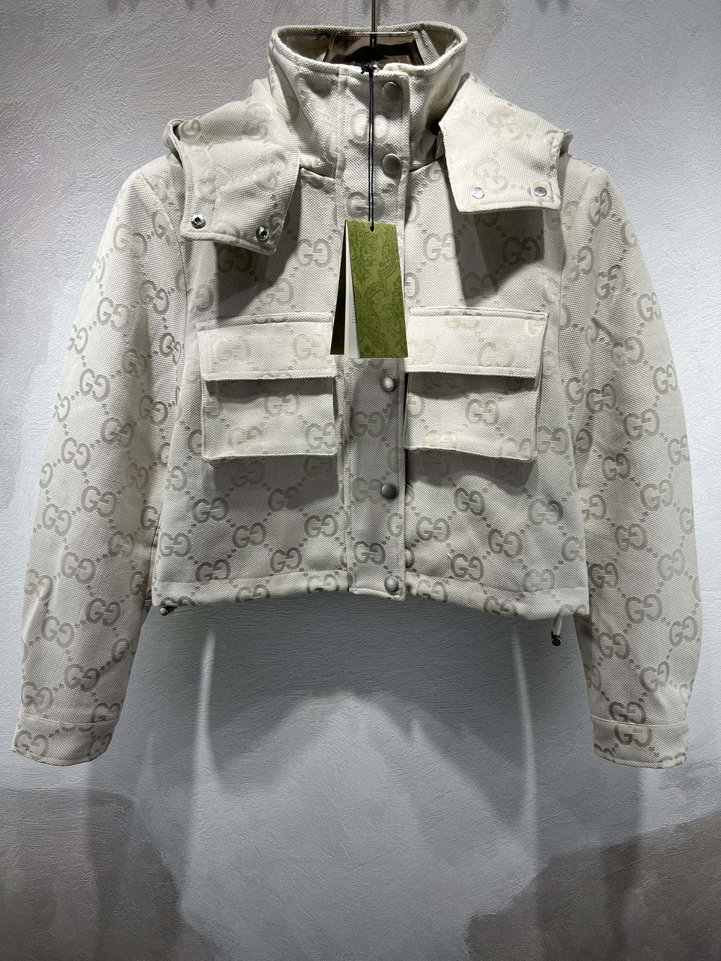 Gucci Coats & Jackets NO.1
