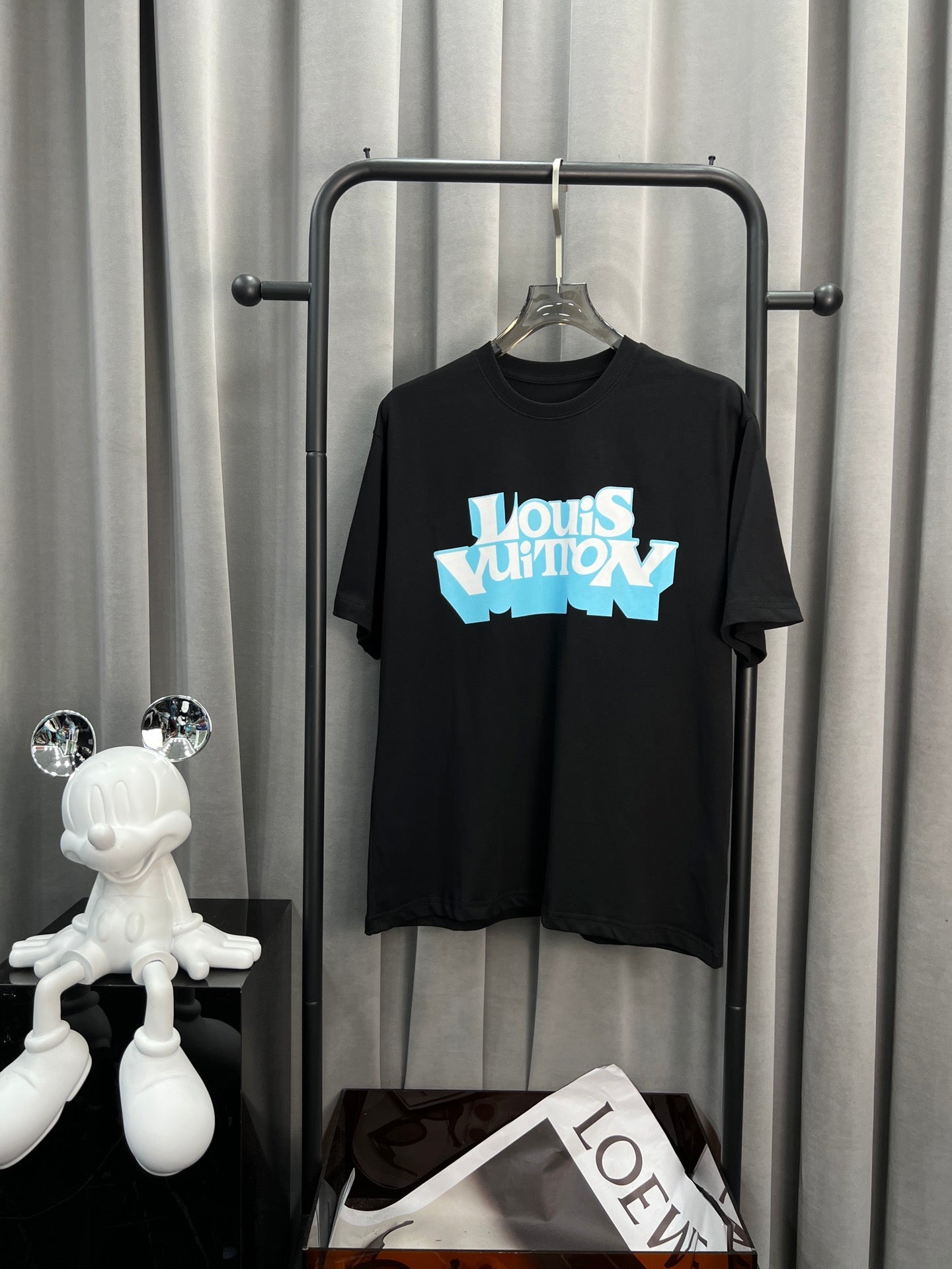 Louis Vuitton T-shirt NO.2