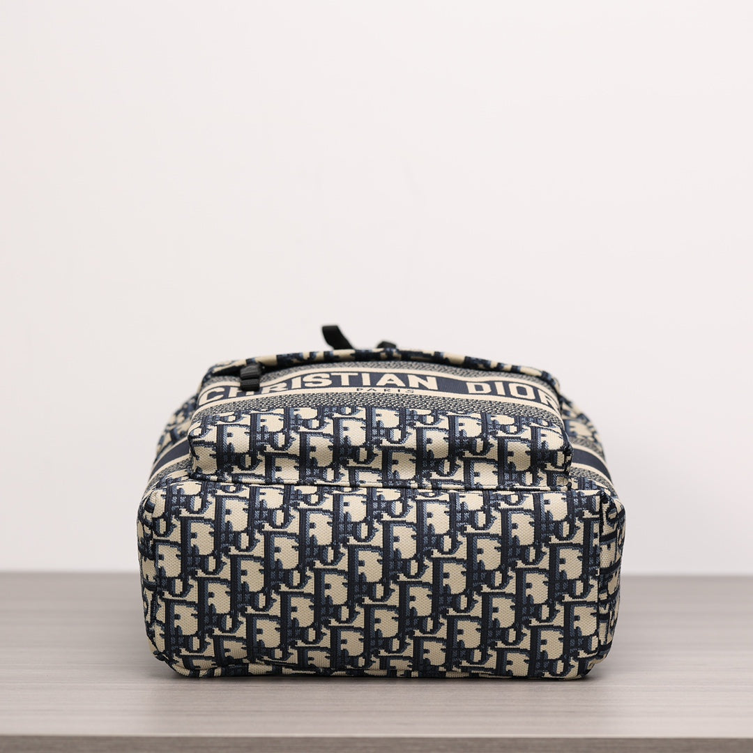 Dior Travel Backpack（Small Size）