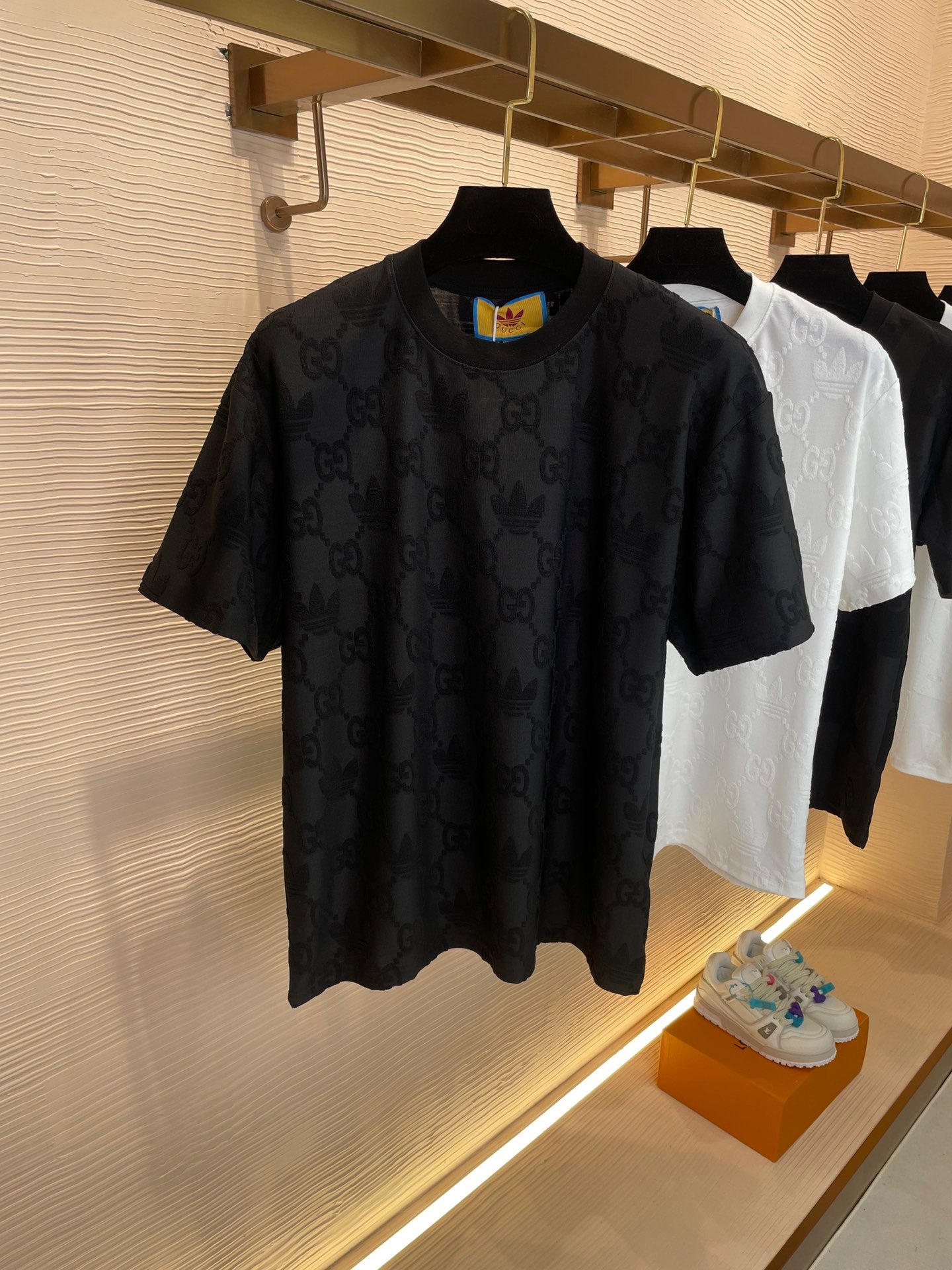 Gucci T-shirt NO.3