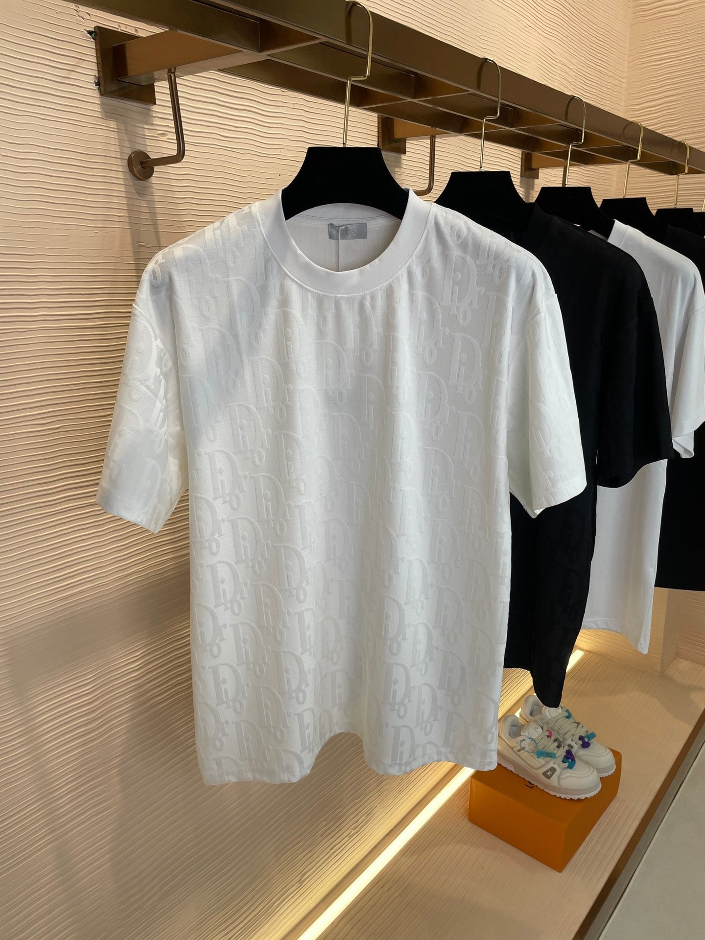 Dior T-shirt NO.1