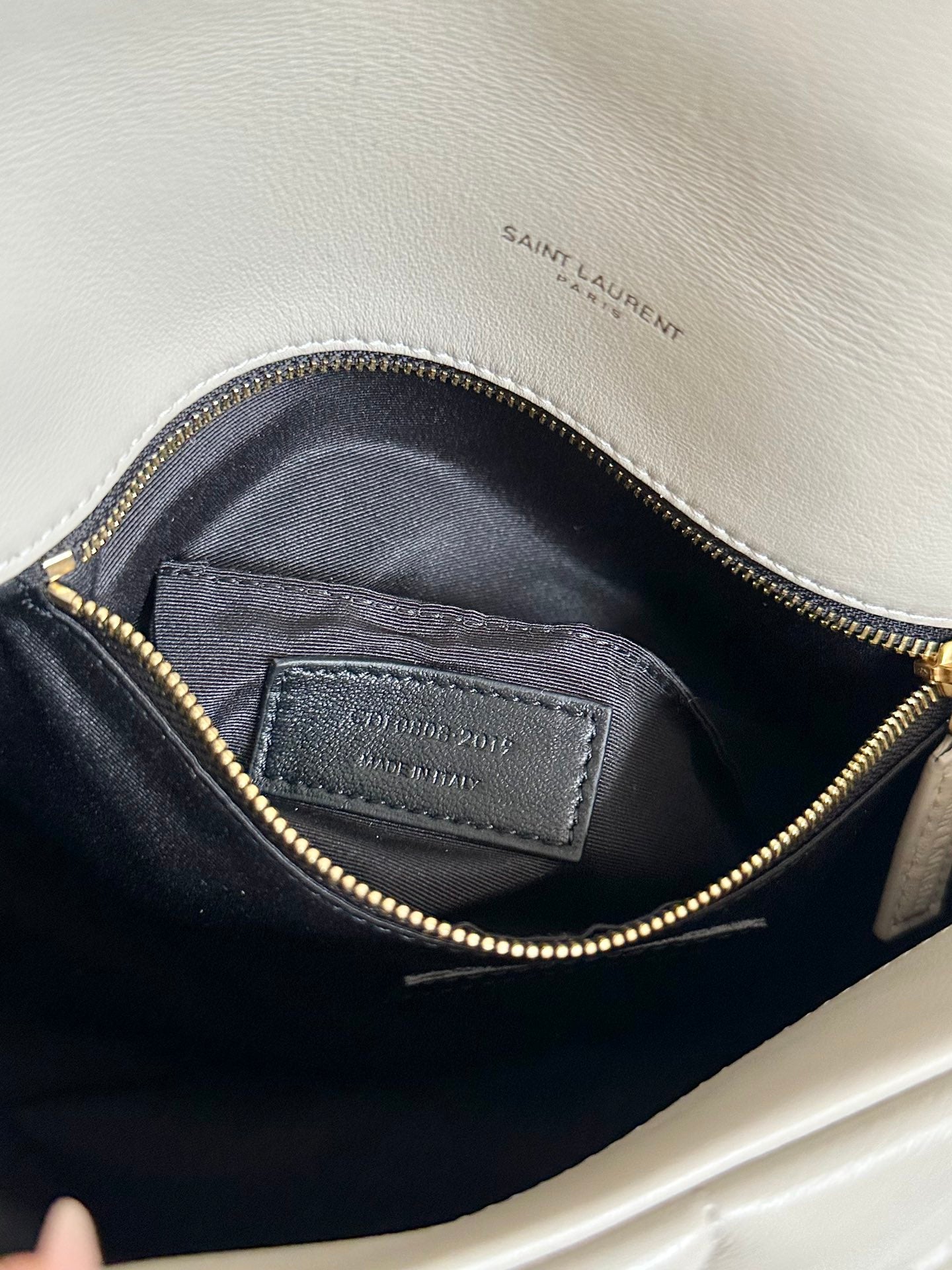 YSL LOULOUPUFFER Shoulder bag