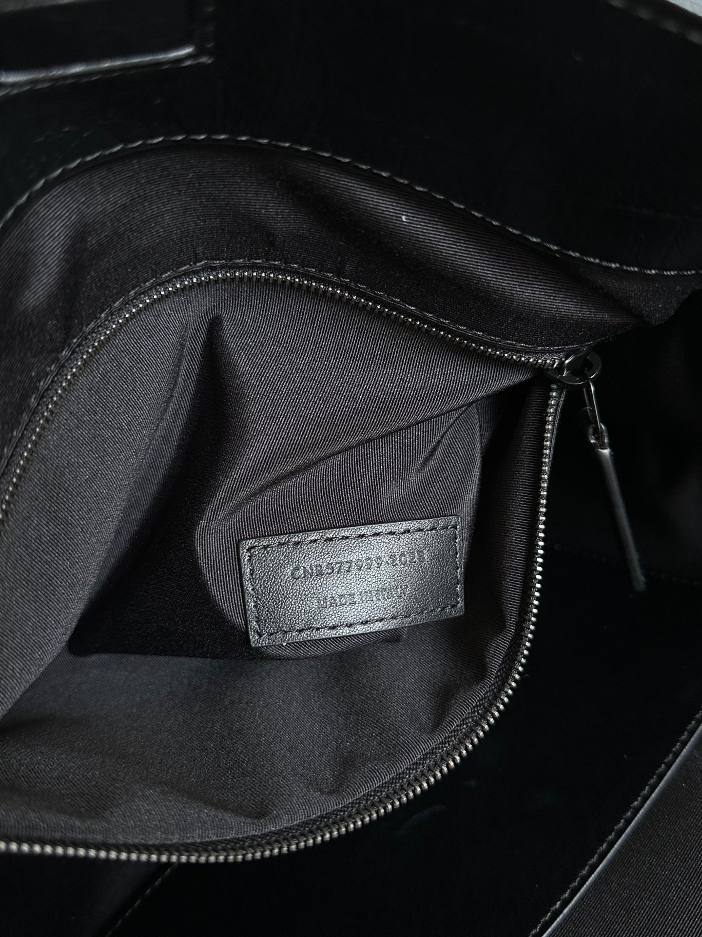 YSL Niki Crocodile pattern embossing Tote bag
