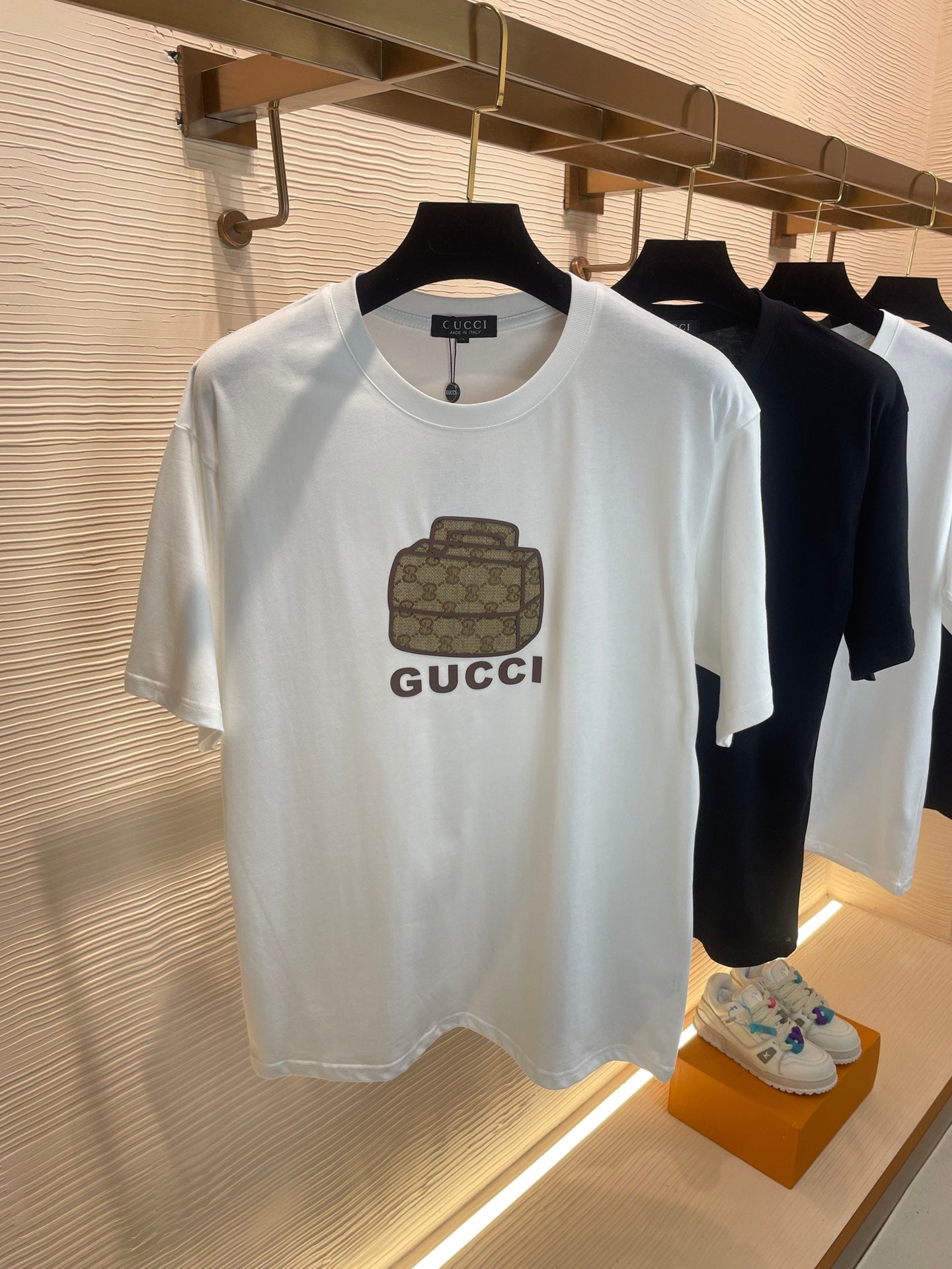 Gucci T-shirt NO.3