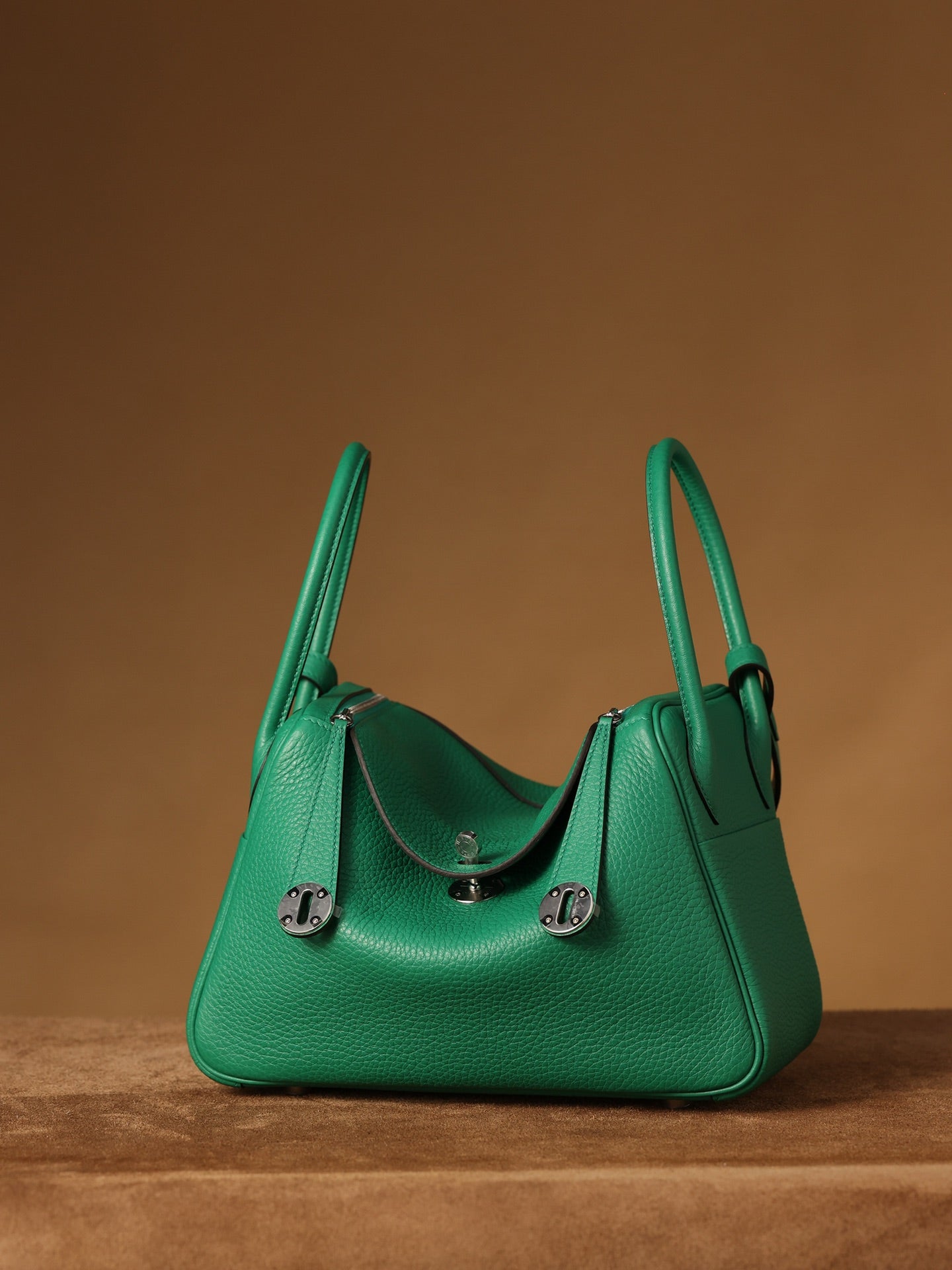 Hermès Lindy 26 Shoulder bag