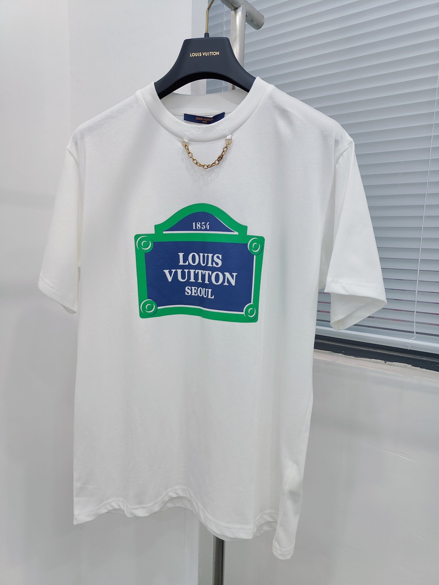 Louis Vuitton T-shirt NO.2