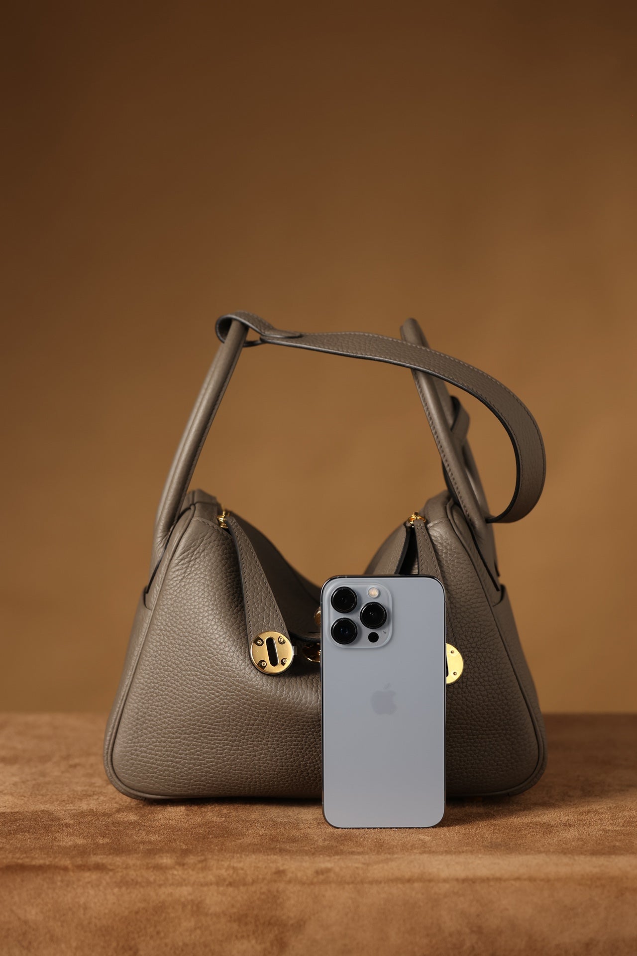 Hermès Lindy 26 Shoulder bag