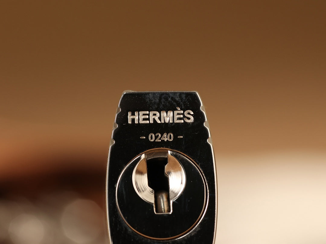 Hermès Birkin 30 Handbag