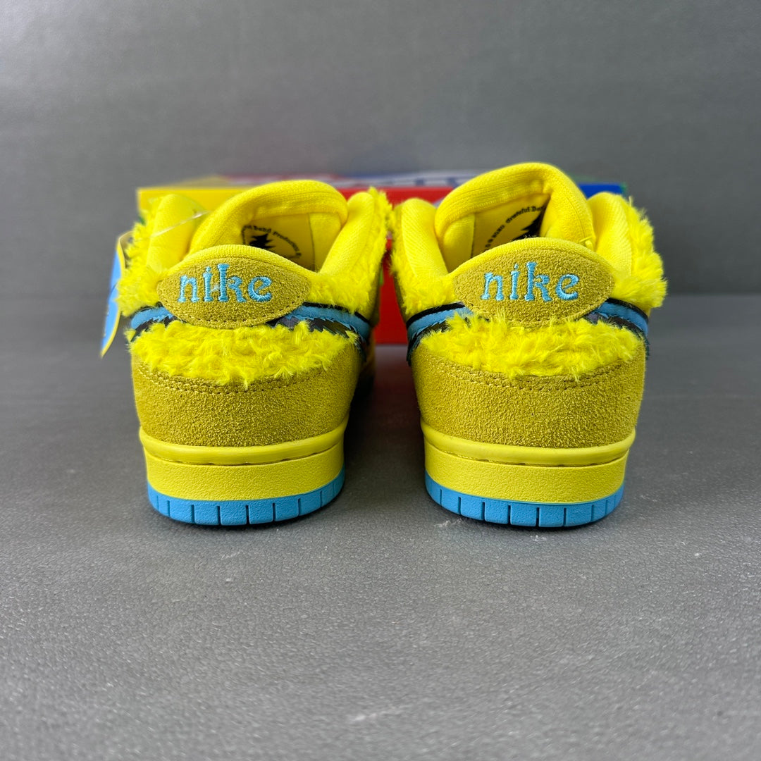 AY Batch-Nike Dunk SB Low "Yellow Bear"