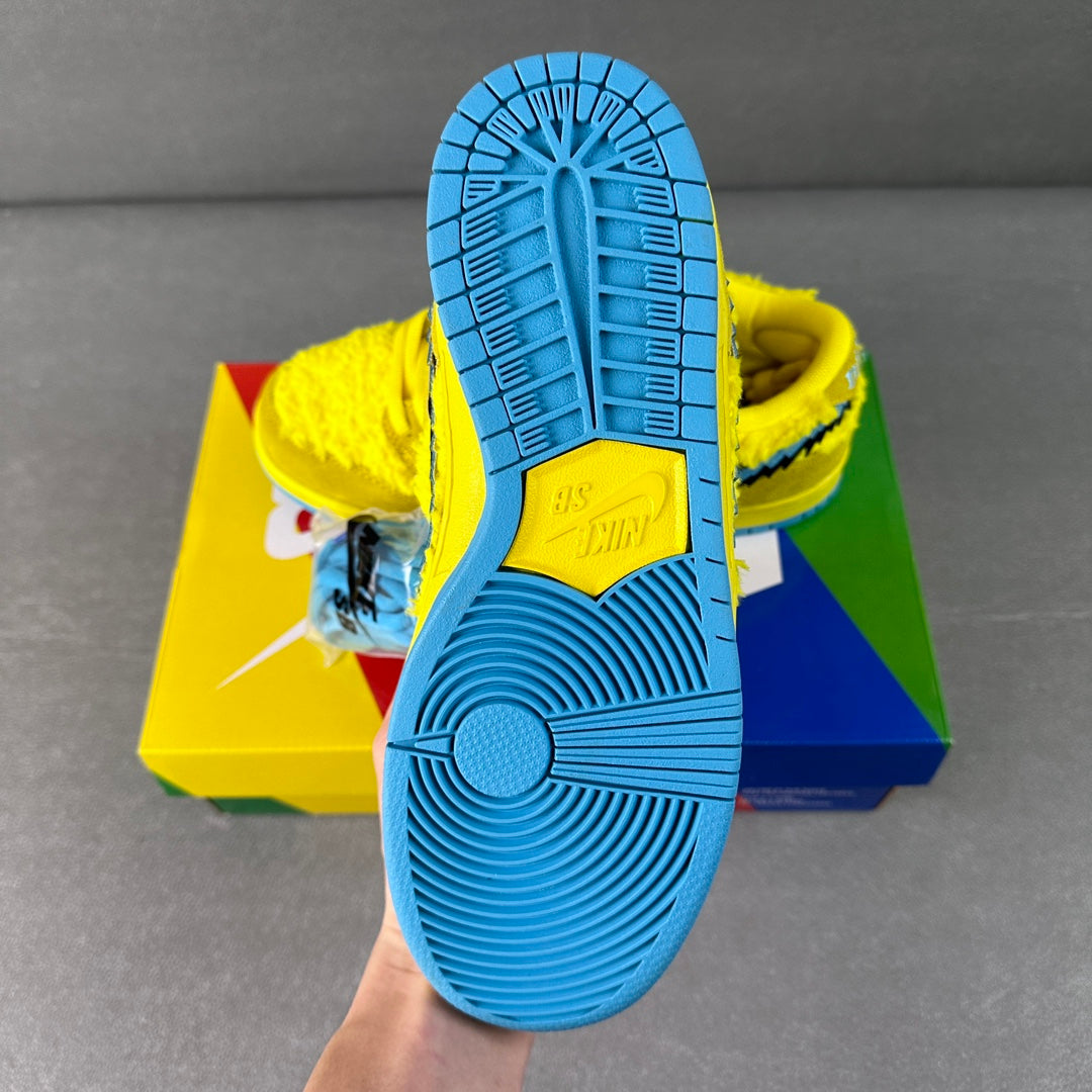 AY Batch-Nike Dunk SB Low "Yellow Bear"