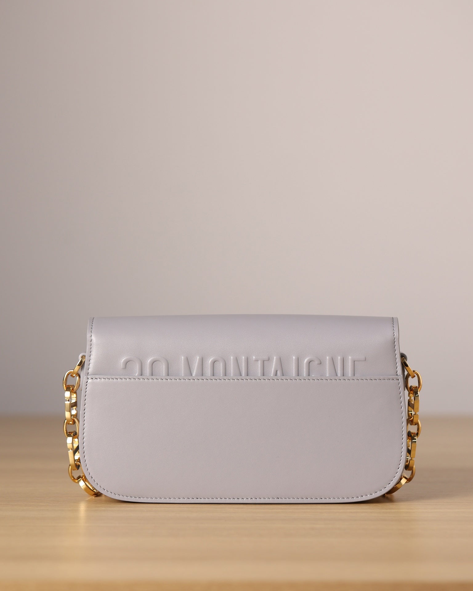 Dior 30 Montaigne Avenue CD