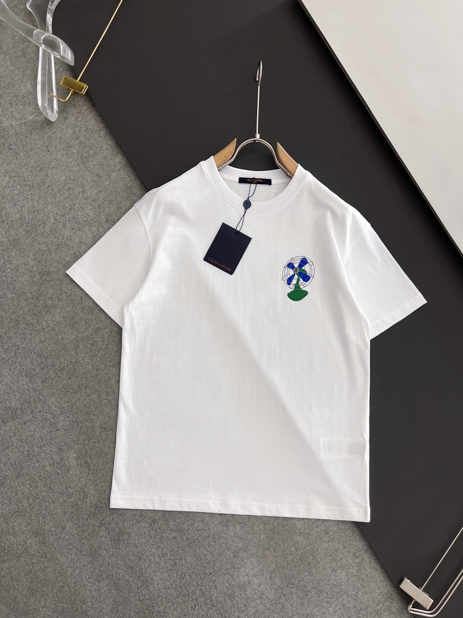 Louis Vuitton T-shirt NO.7