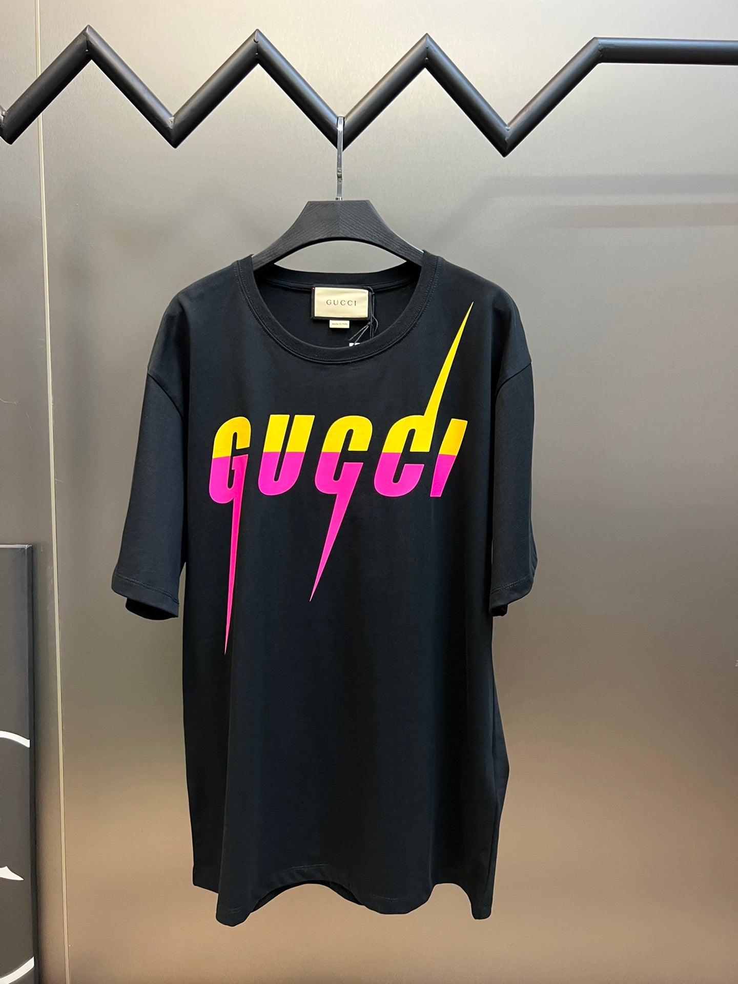 Gucci T-shirt NO.4