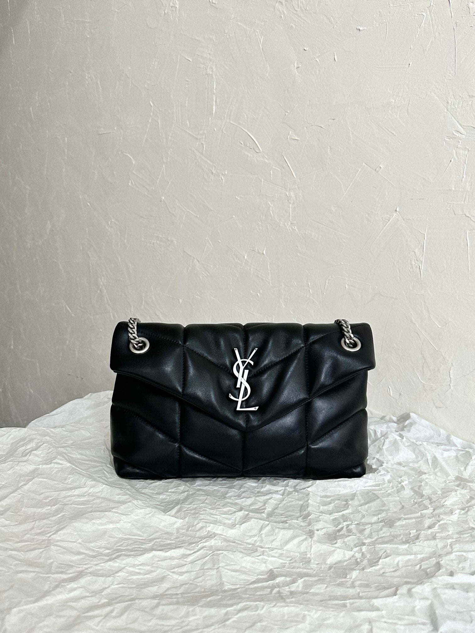 YSL LOULOUPUFFER Shoulder bag