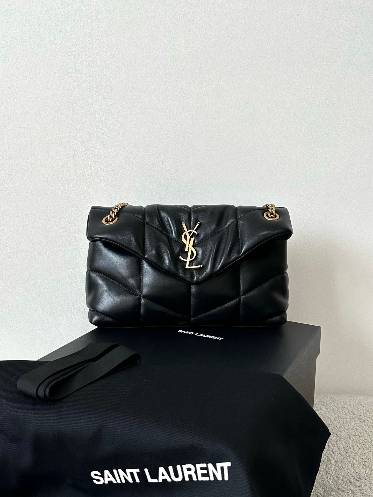 YSL LOULOUPUFFER Shoulder bag