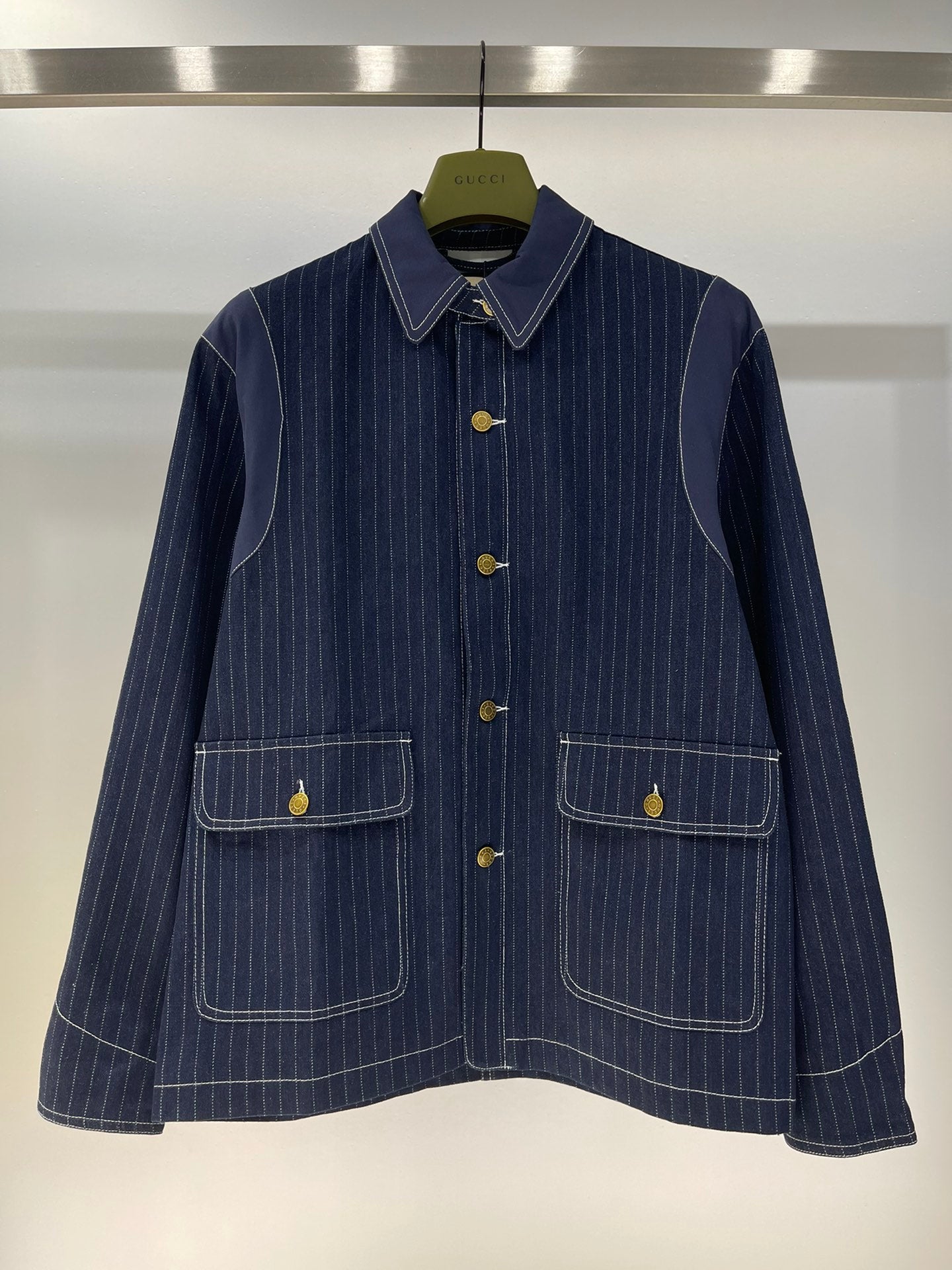Gucci Coats & Jackets NO.5