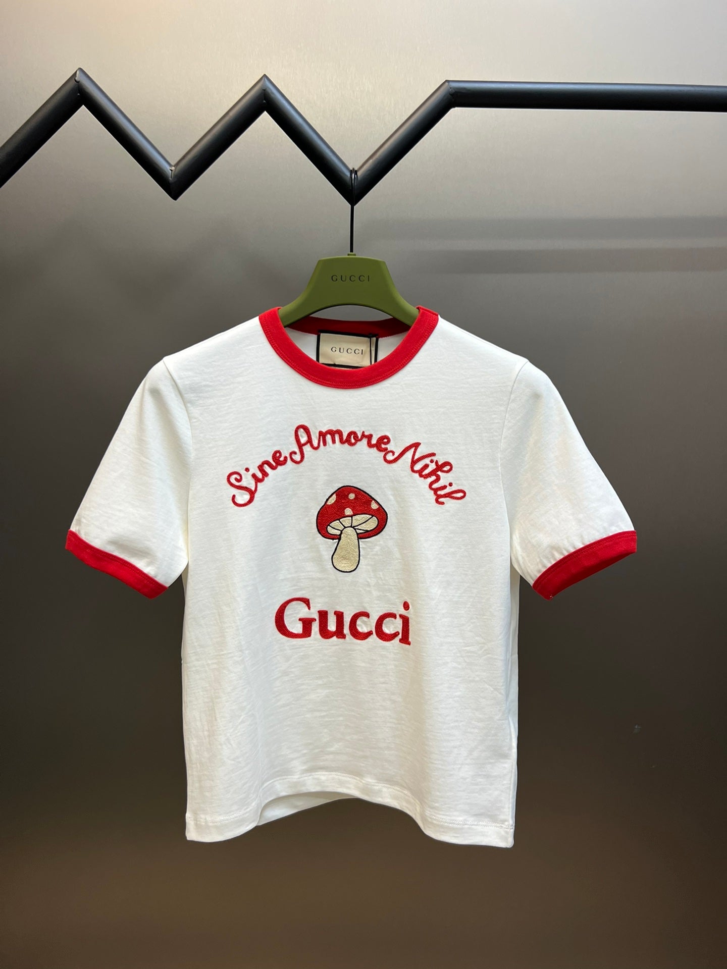 Gucci T-shirt NO.4
