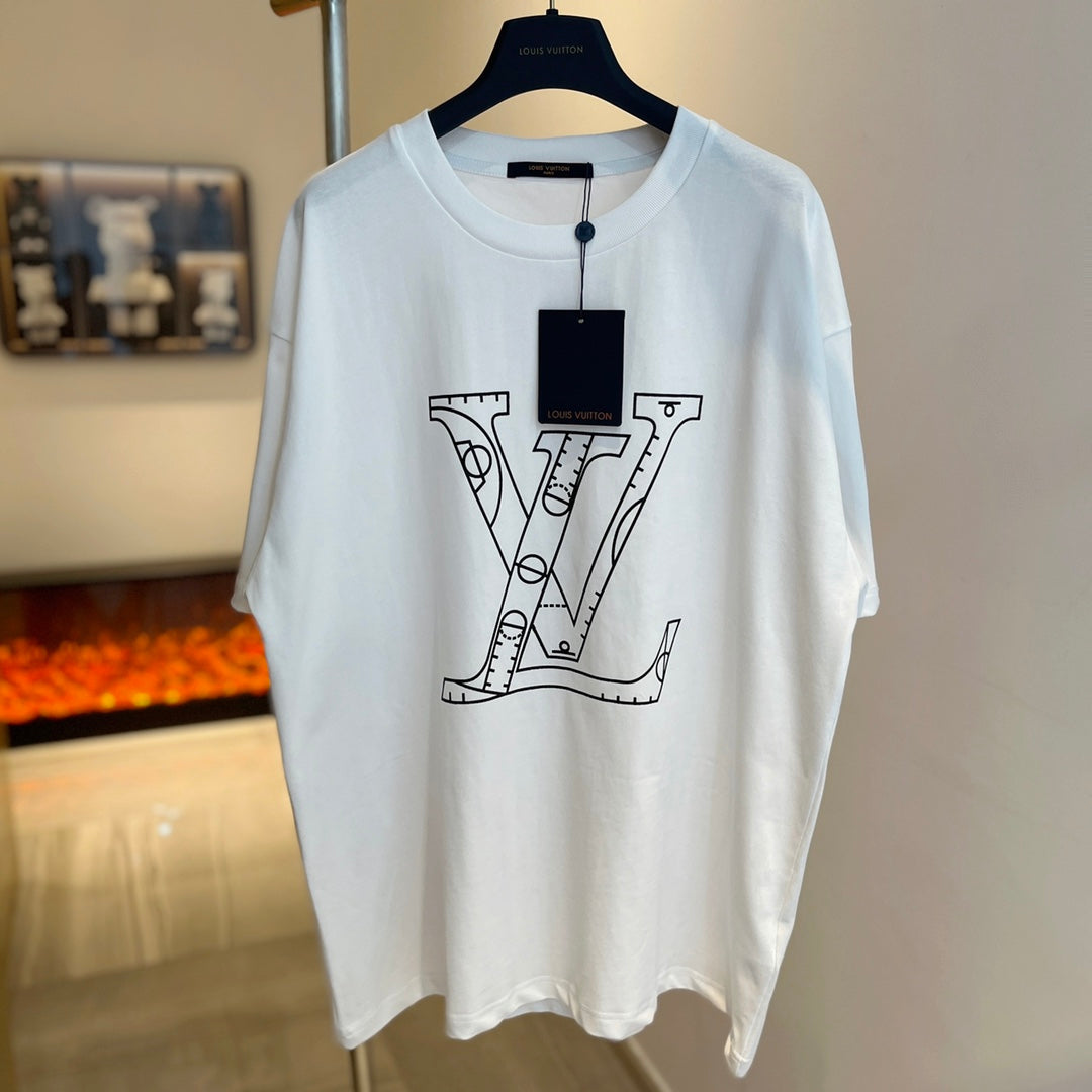 Louis Vuitton T-shirt NO.2
