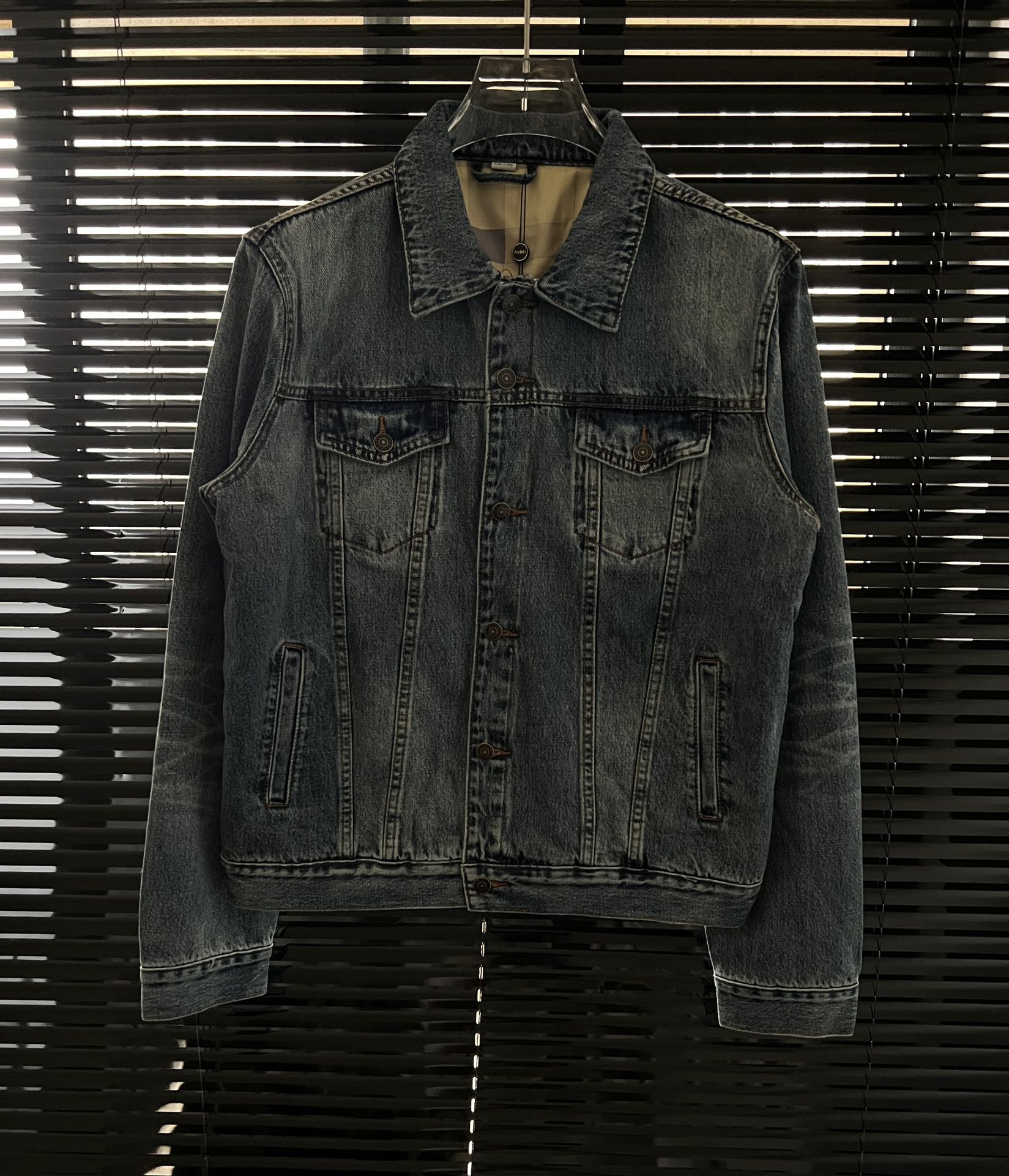 Gucci Coats & Jackets NO.5