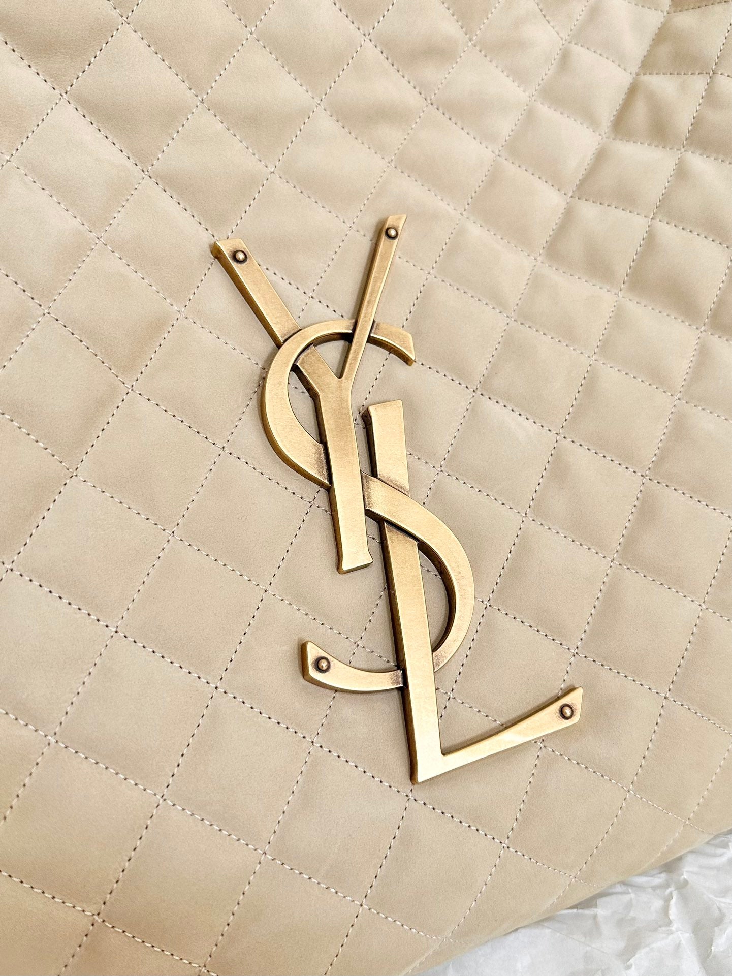 YSL lcare Maxi Logo Totebag