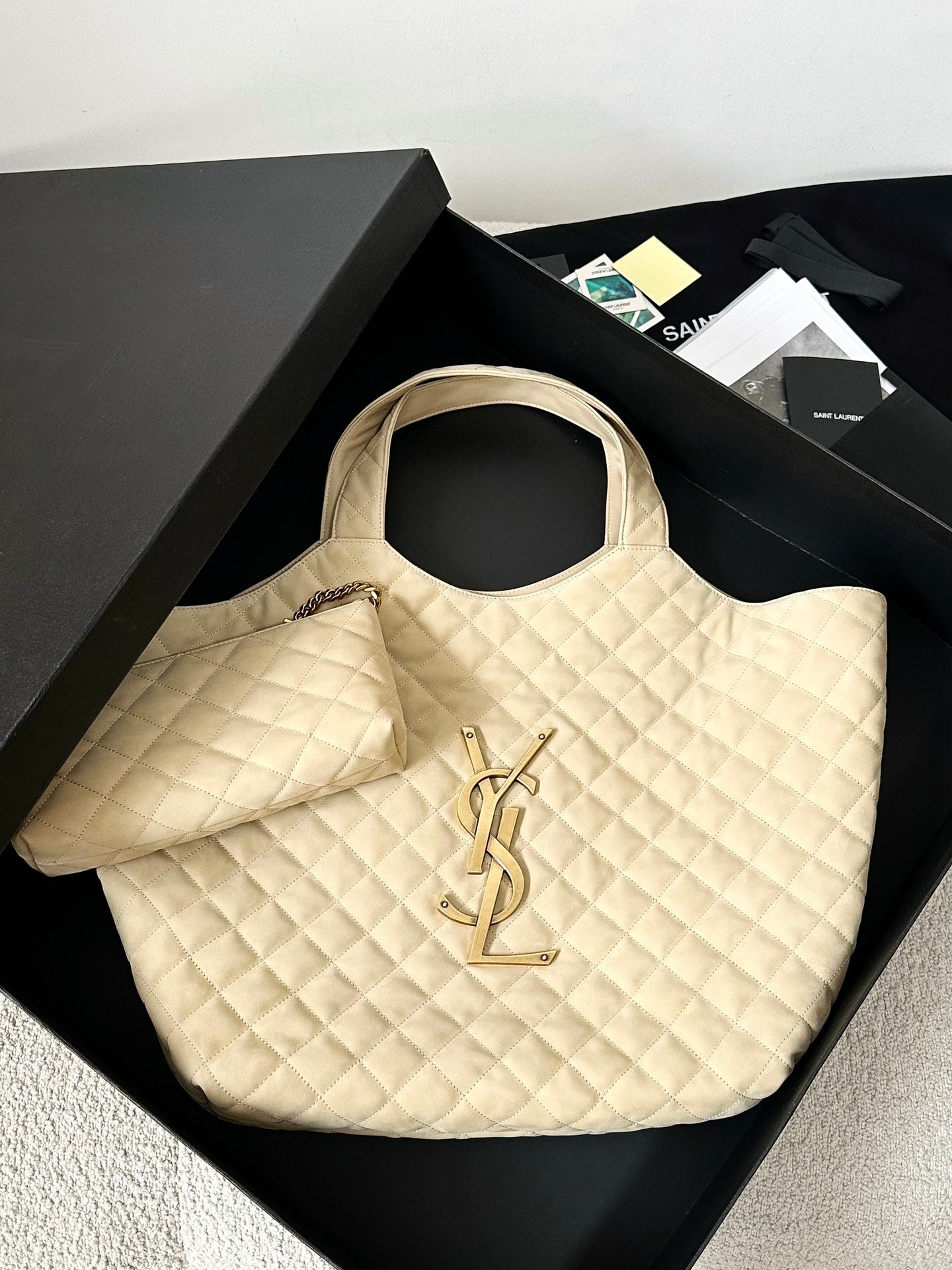 YSL lcare Maxi Logo Totebag